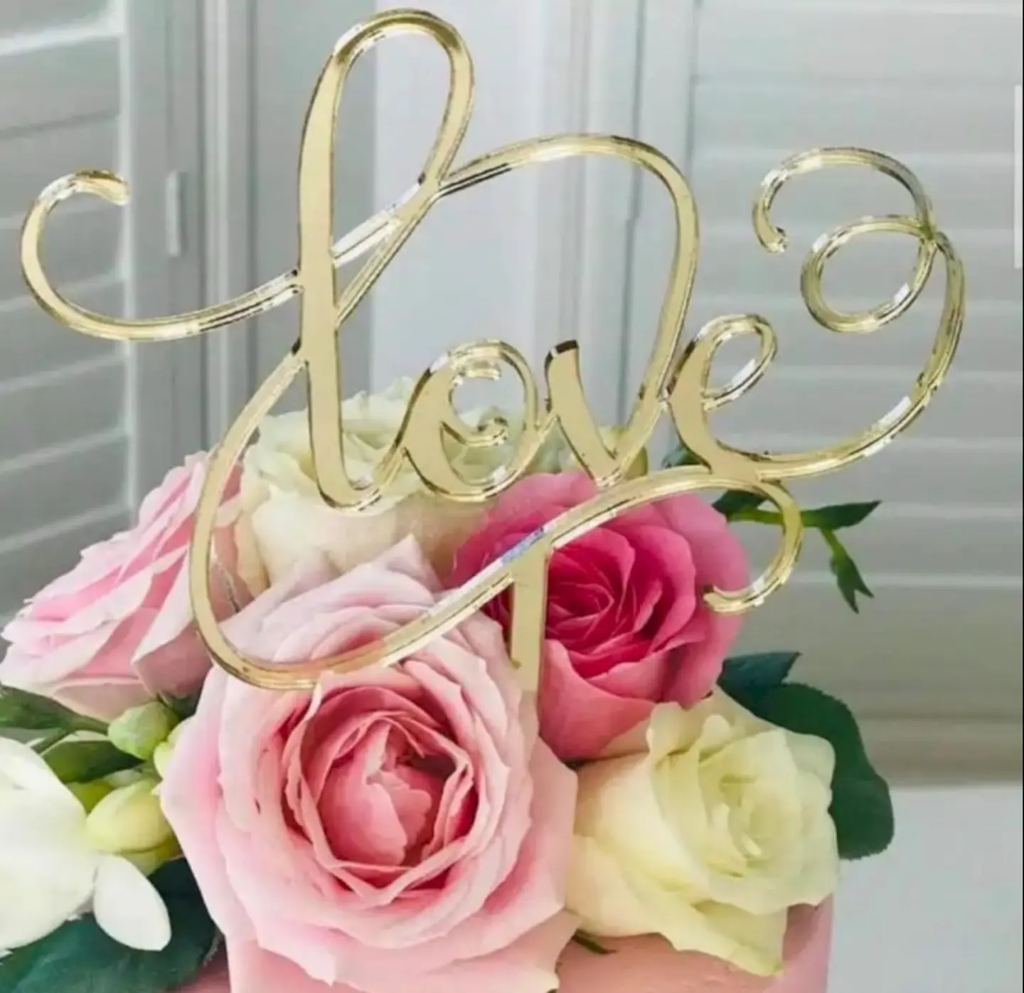 تغريسة كيك حب ذهبي