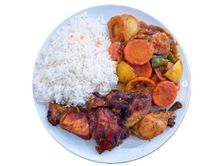 ربع دجاج فرن مع أرز و خضار