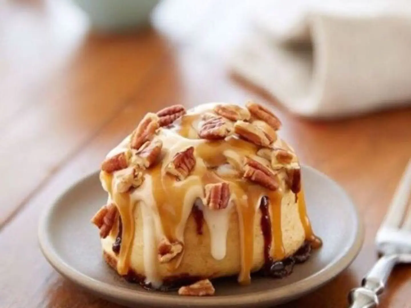 سينابون بالبياكن والكارميل