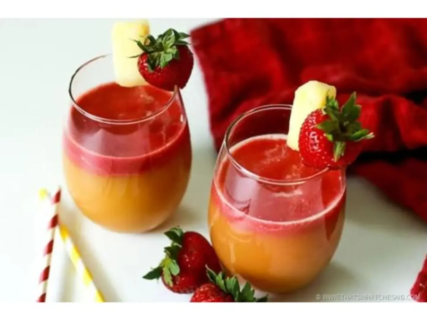 Guava And Strawberry Juice