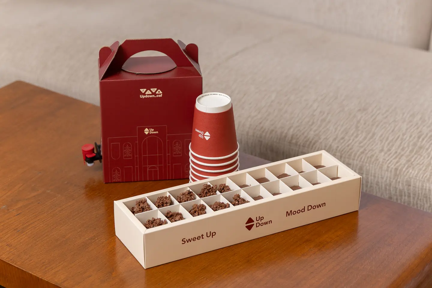 Today's Coffee Box, 1 Liter, With A Box Of Friday Sweets