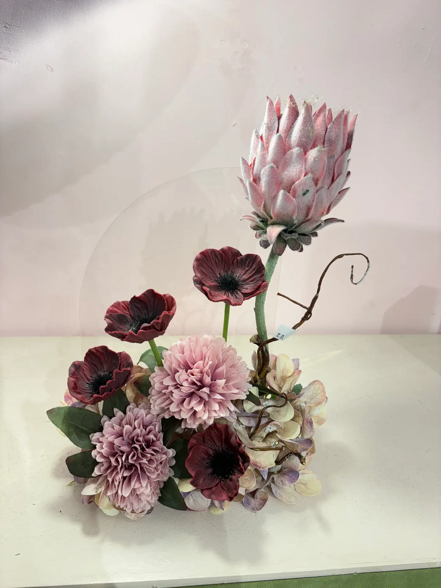 ستاند اكريلك