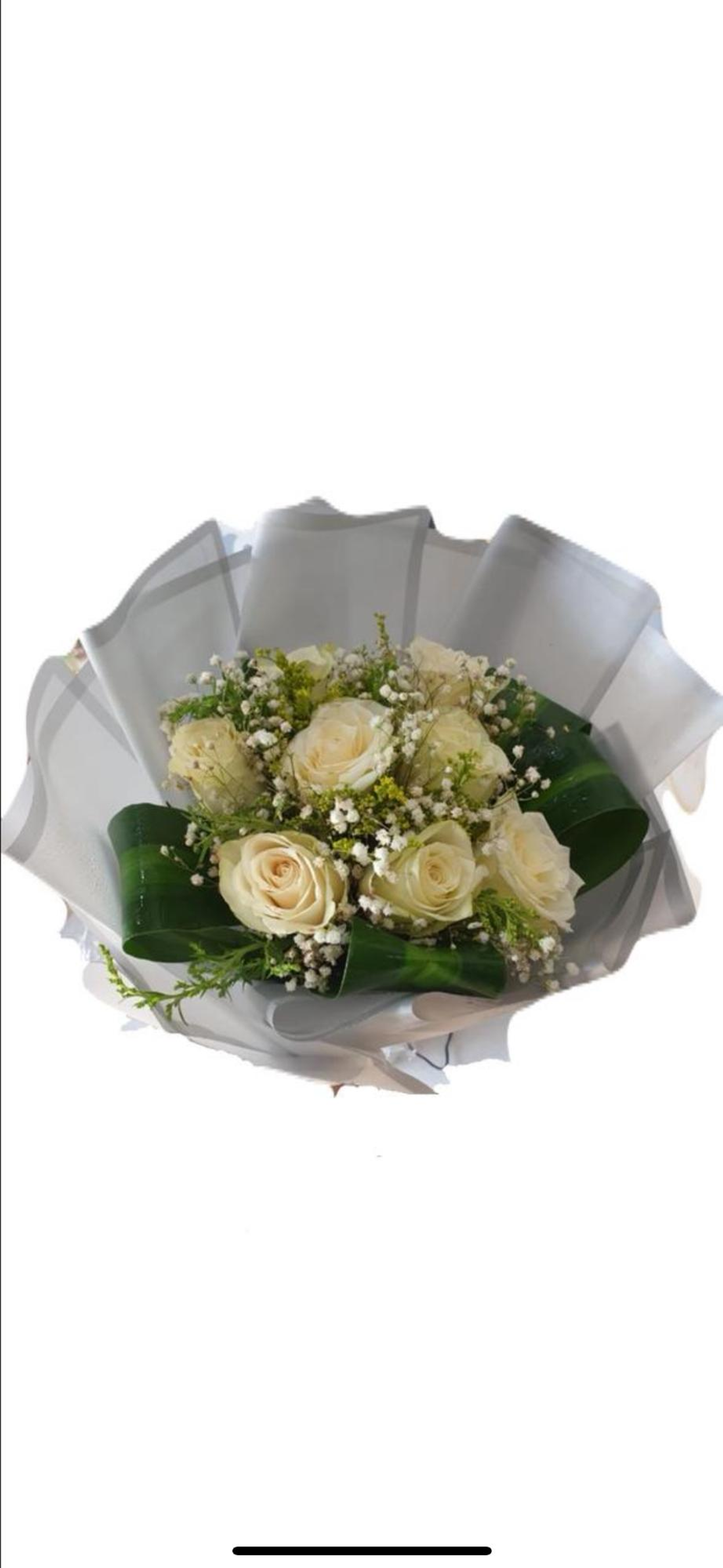 باقة الجوري الأبيض مع الخضار