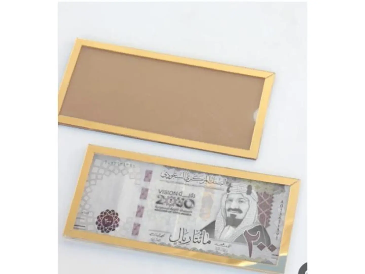 ظرف اكريلك