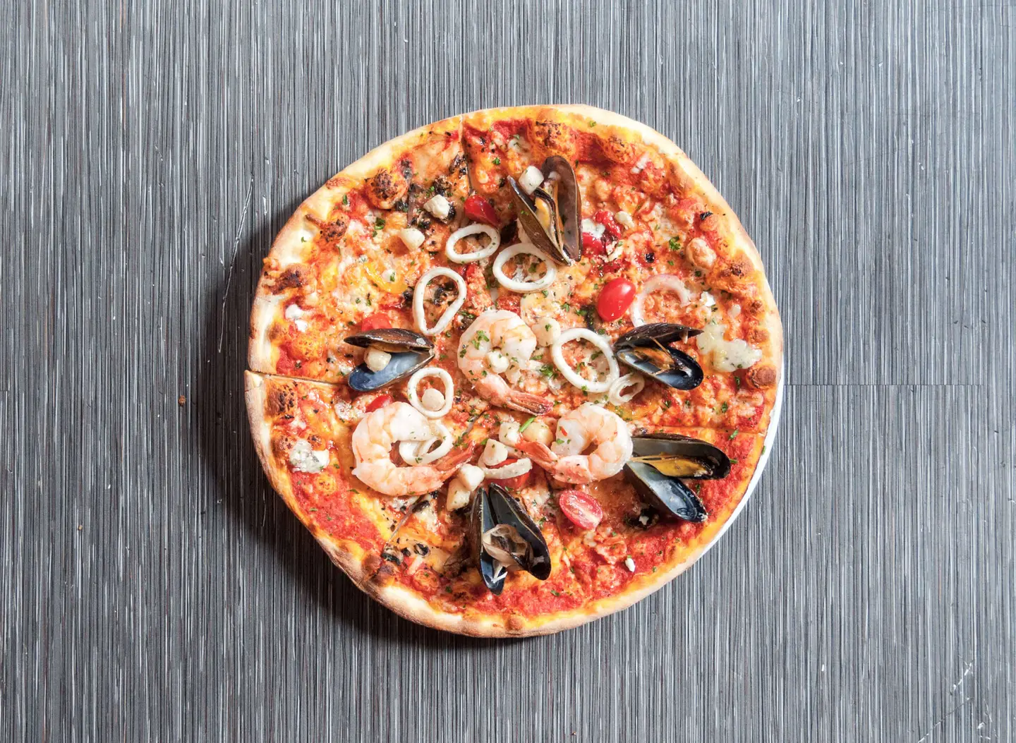 Seafood Pizza