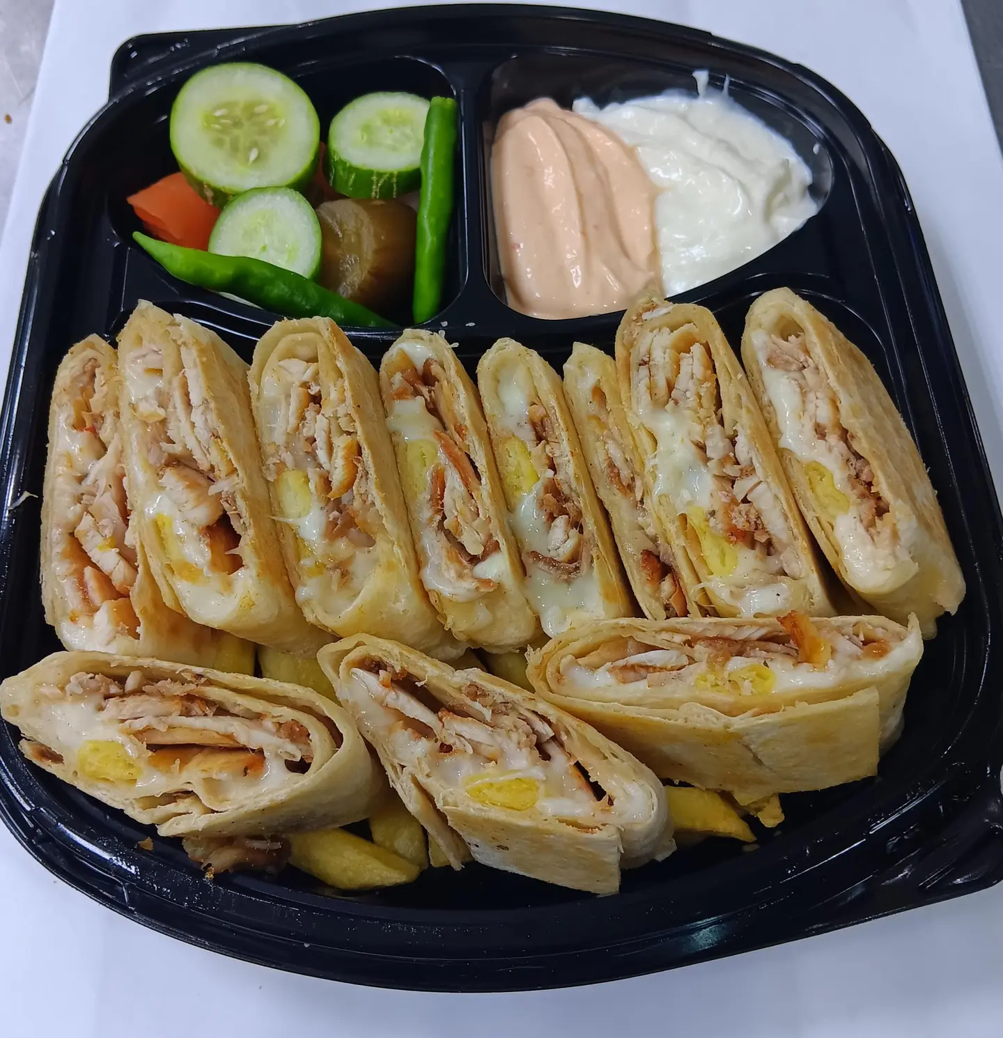 شاورما عربي بالجبن الموزاريلا