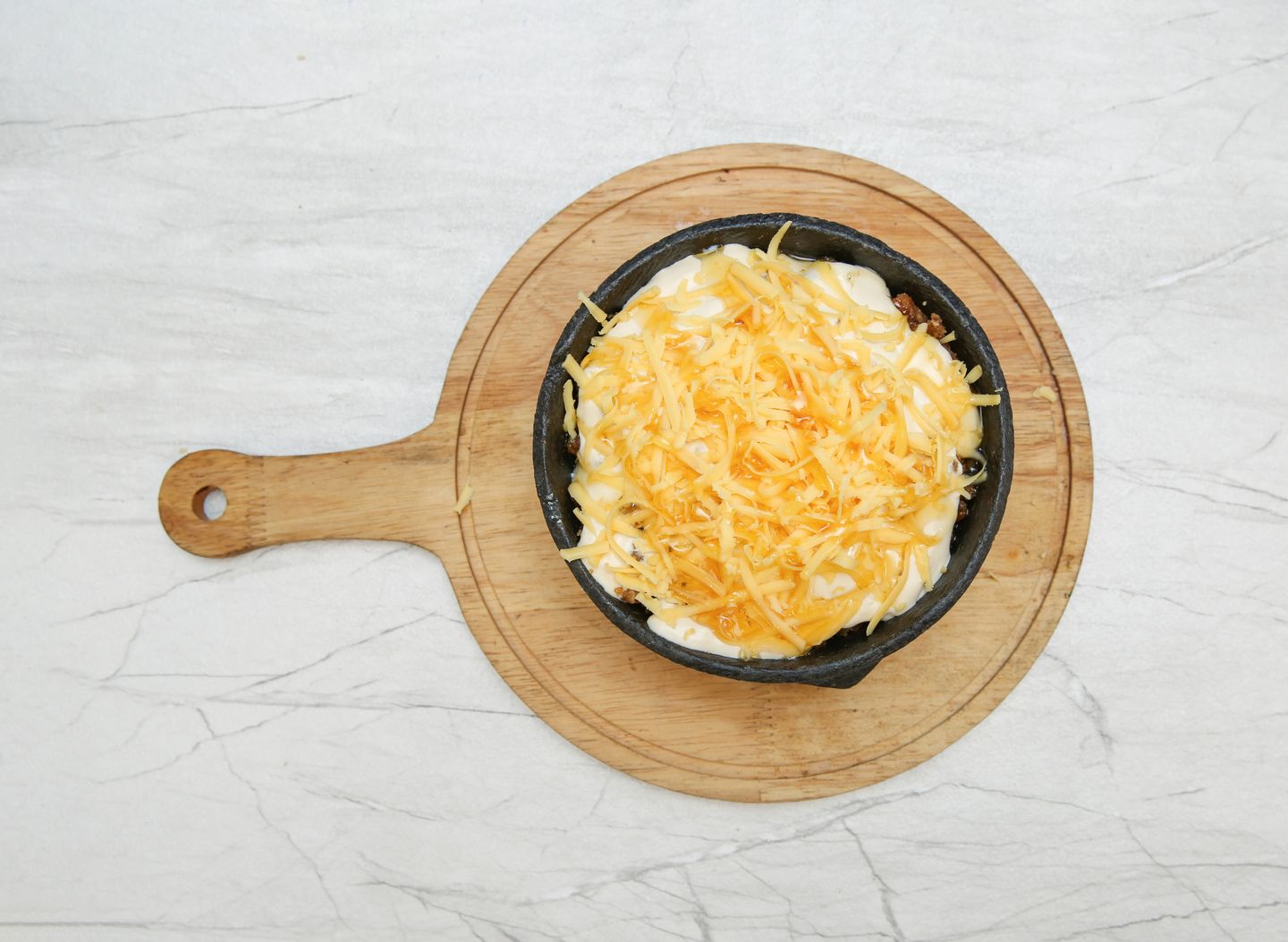 Areekah With Cream, Cheese And Honey