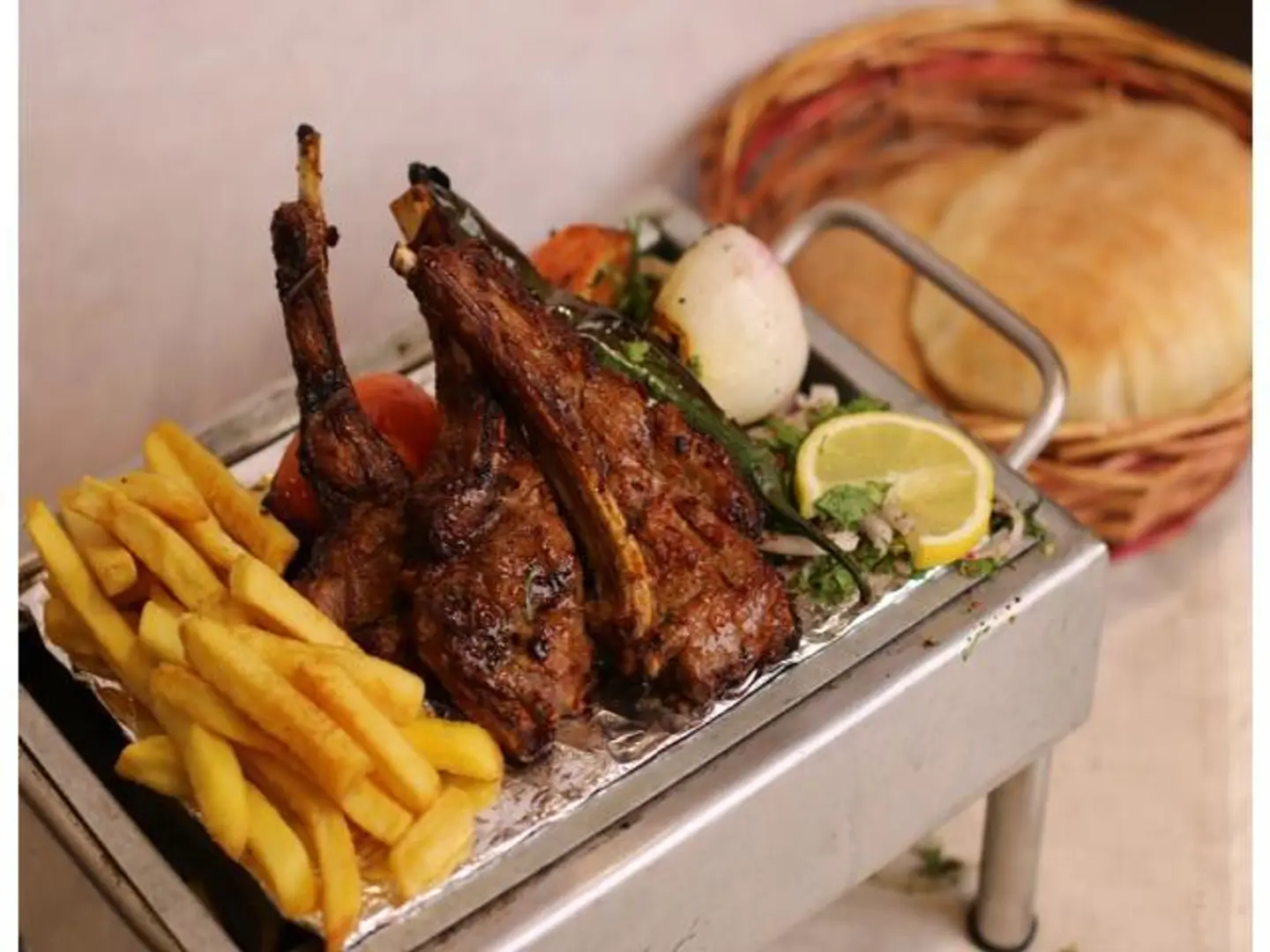 Naimi Ribs