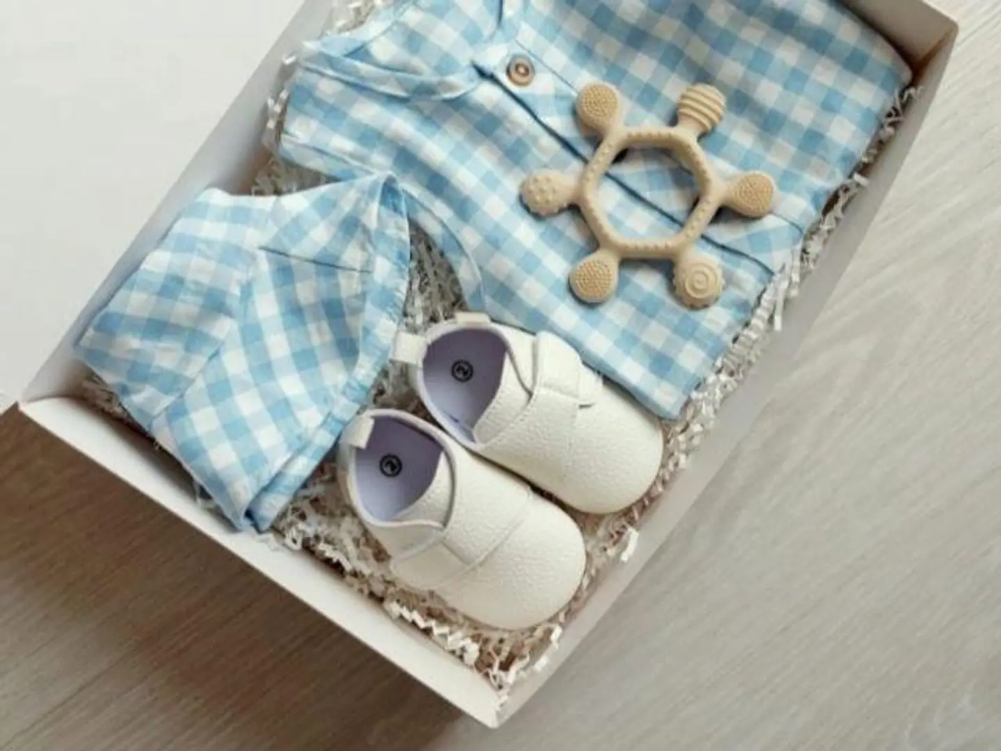 جمبسوت ولادي مع قبعة