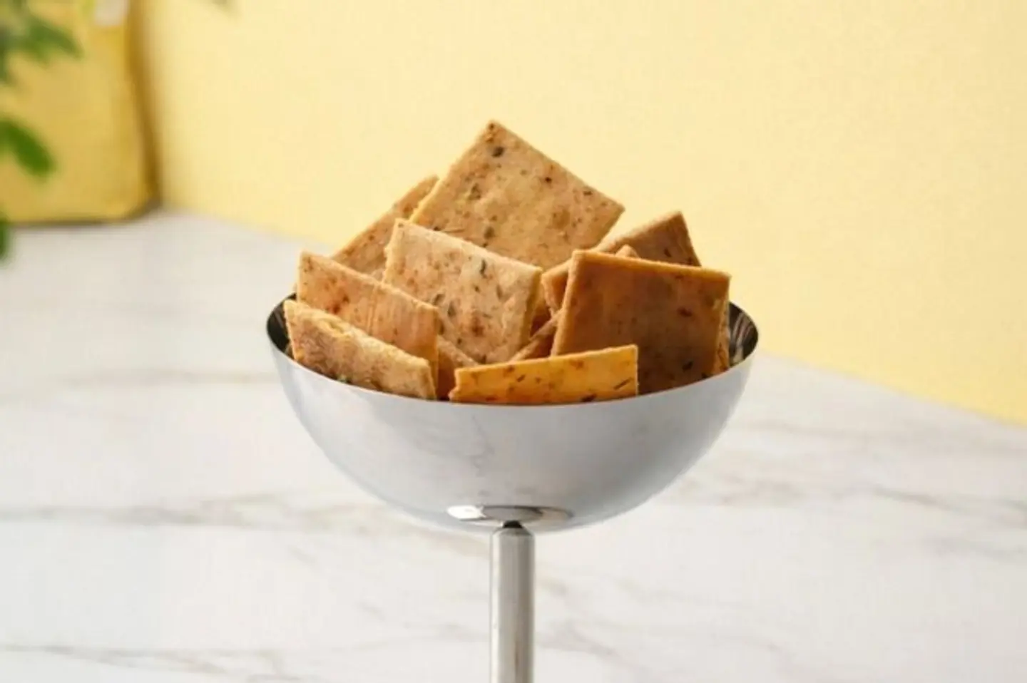 Keto Cheese Crackers