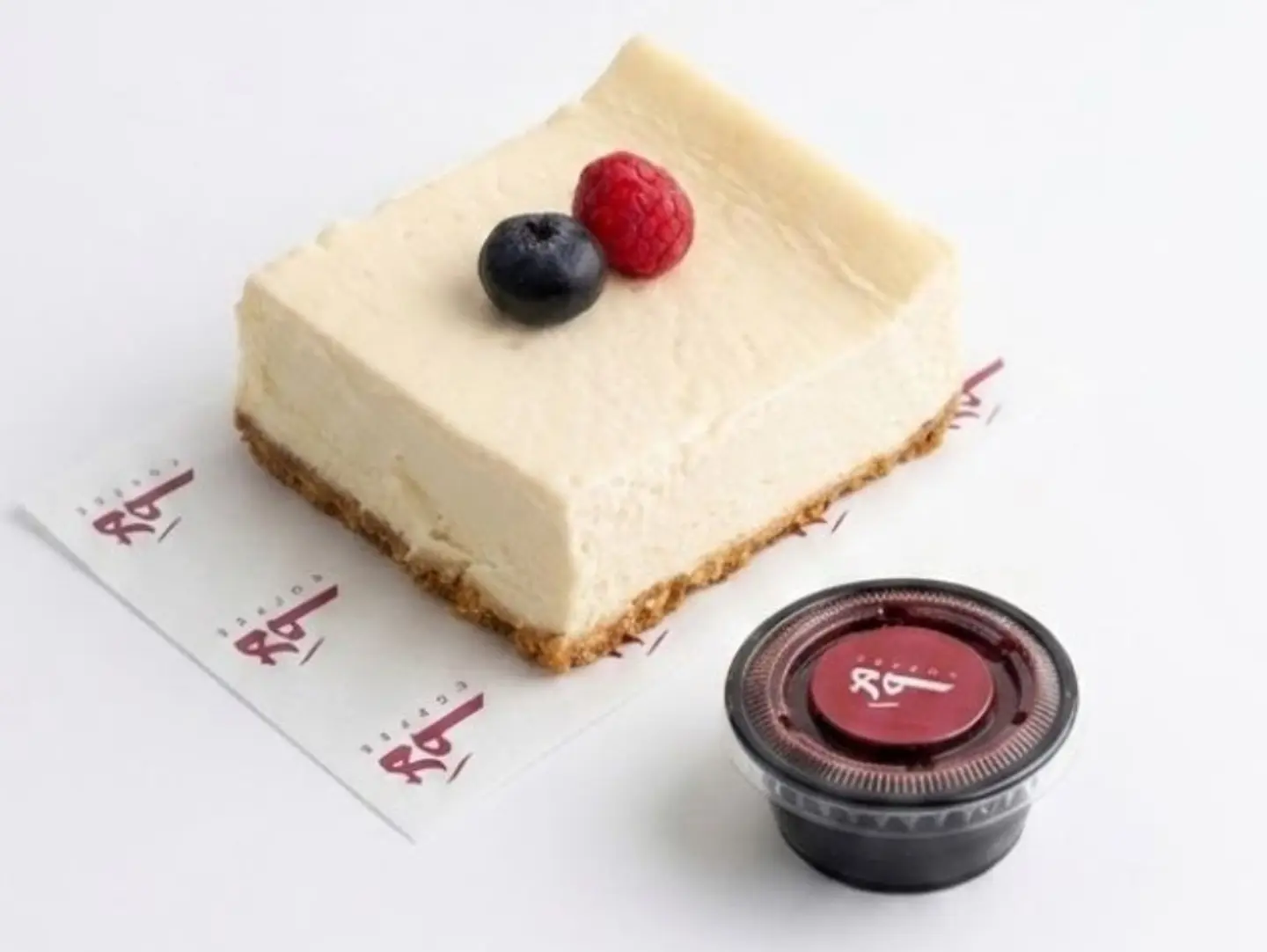 Cheesecake With Berries