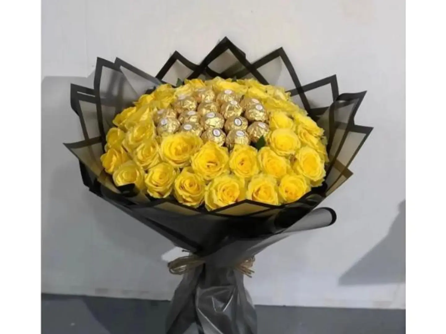 بوكيه جوري وشوكلاته فيروشيه