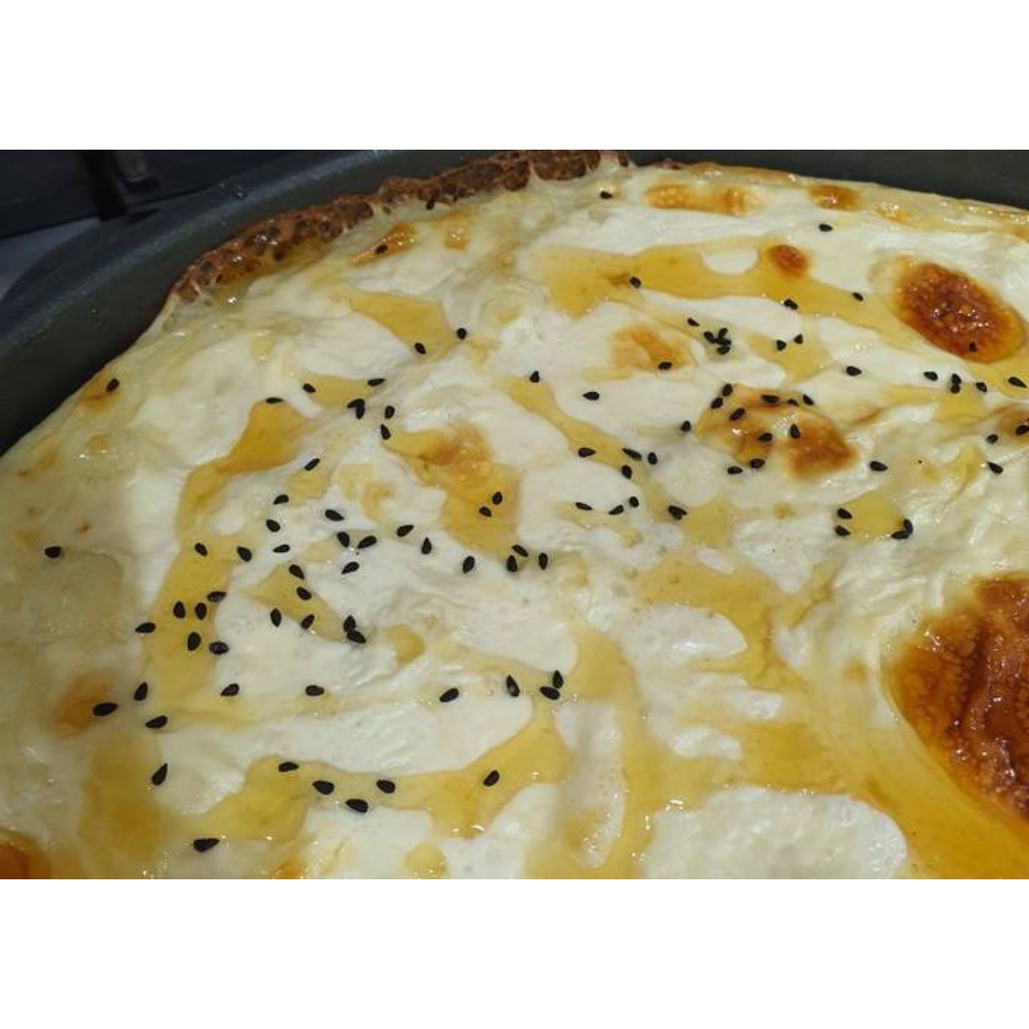 جبن بالعسل