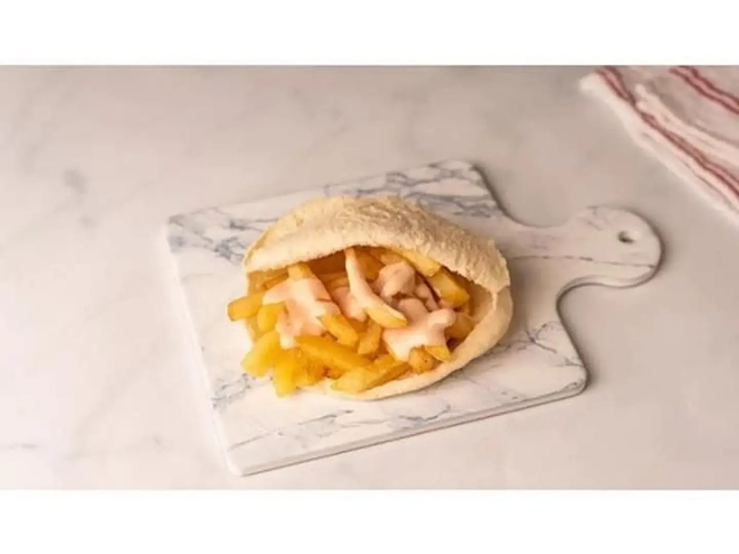 ساندوتش بطاطس جبن رومي