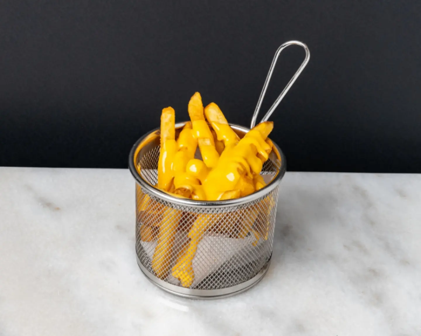 بطاطس مقلية مع الجبن