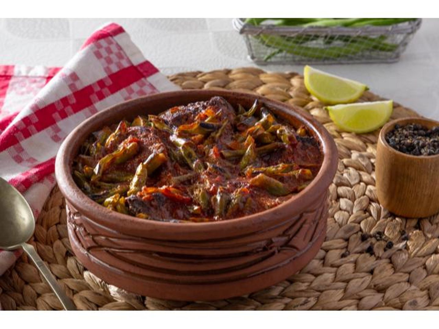 طاجن لحمة فاصوليا