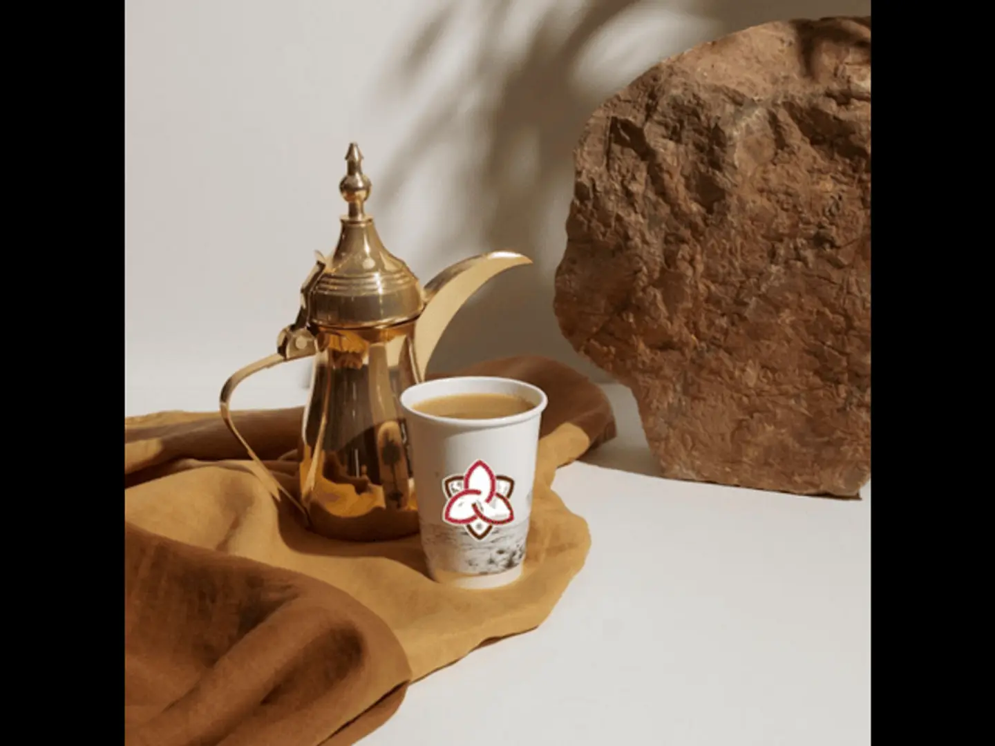 قهوة سعودية بالهيل والزعفران