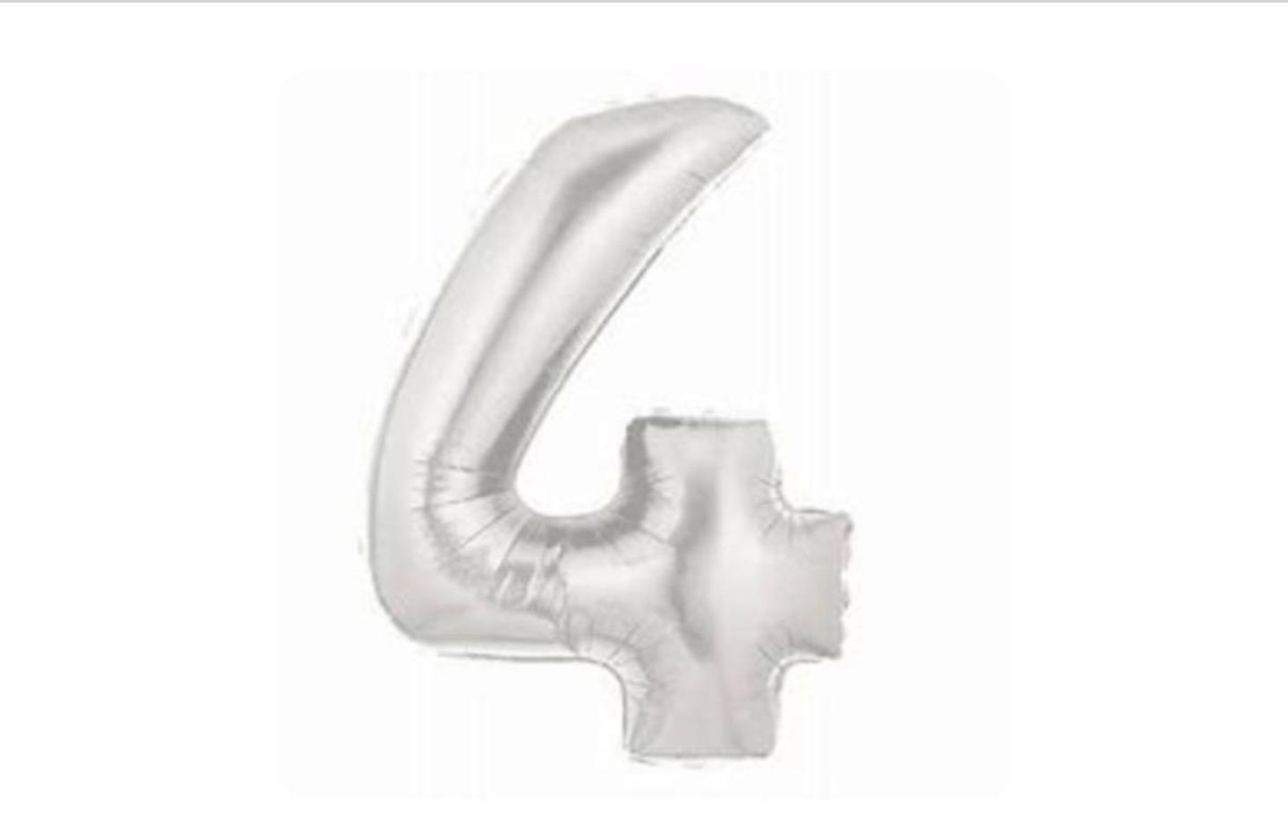 بالون هيليوم ٤