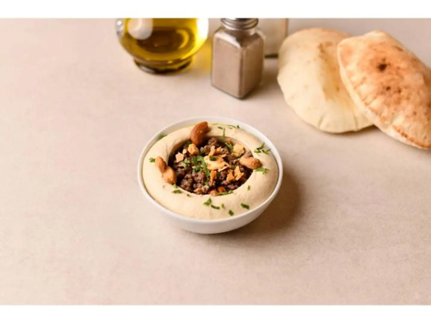 Hummus With Meat