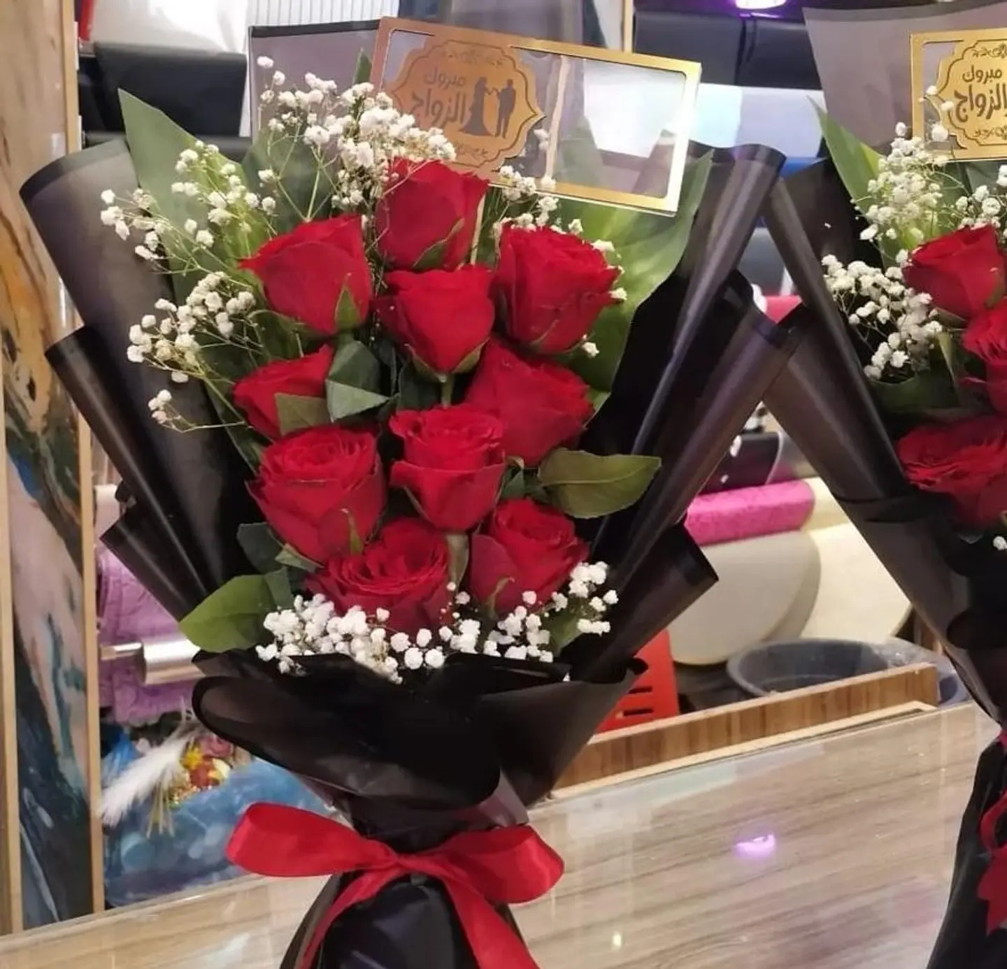 Open Bouquet Red Roses
