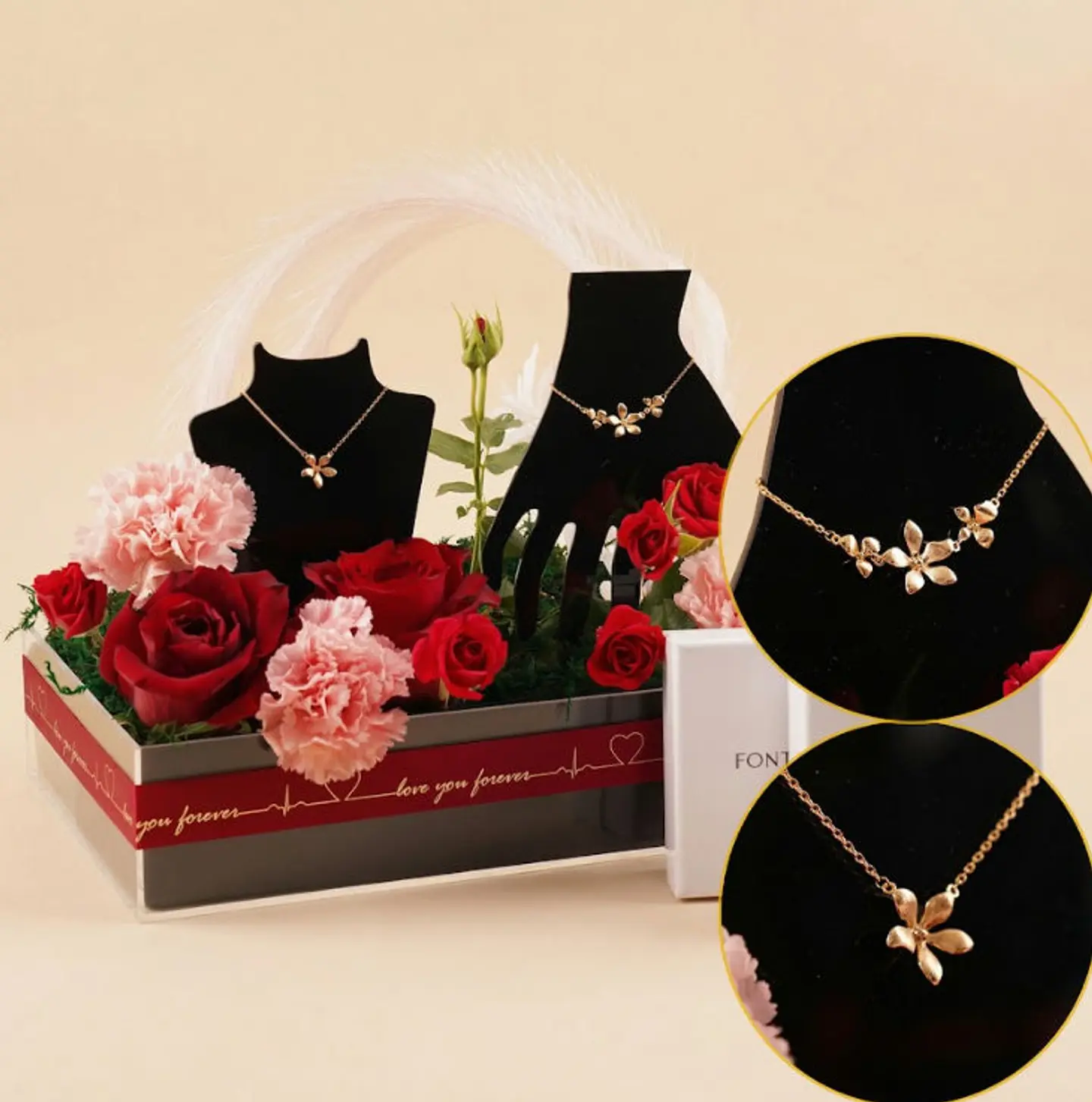 Fontenay Jewelry Set With Red Roses And Carnations