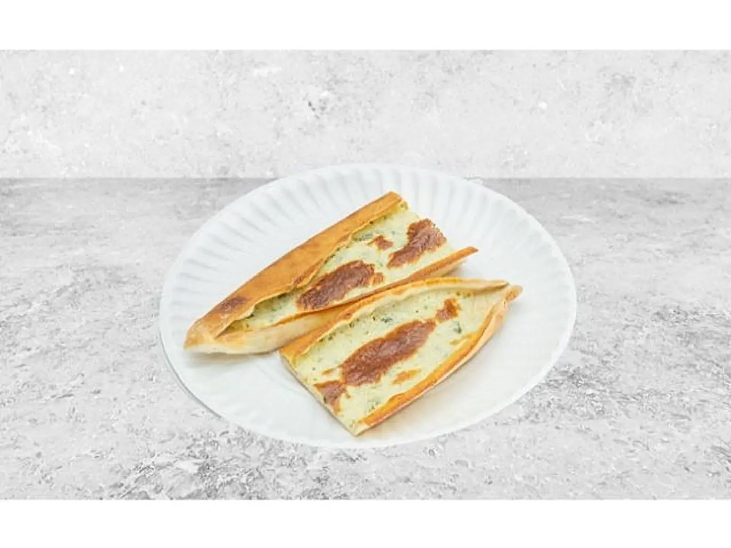 عكاوي مع لبنه مع عسل