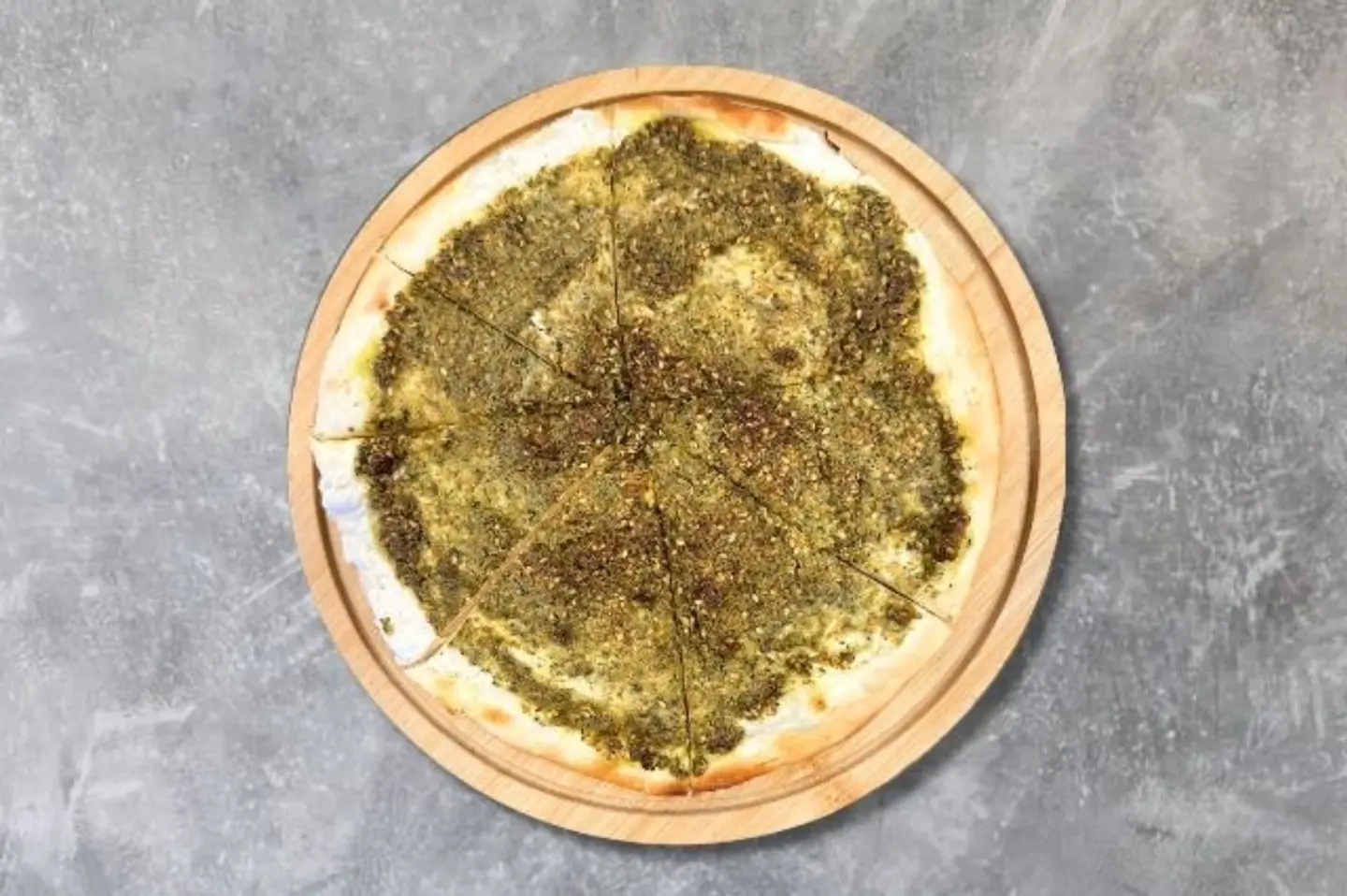 منقوشة جبنة وزعتر