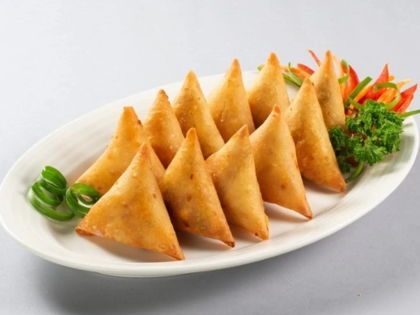 Chicken Musakhan Sambousek
