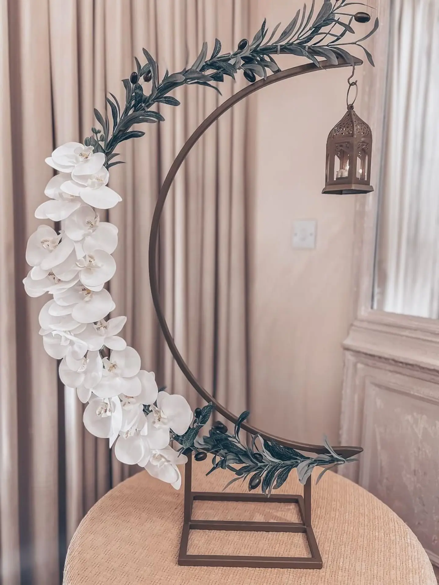 Ramadan Crescent   White