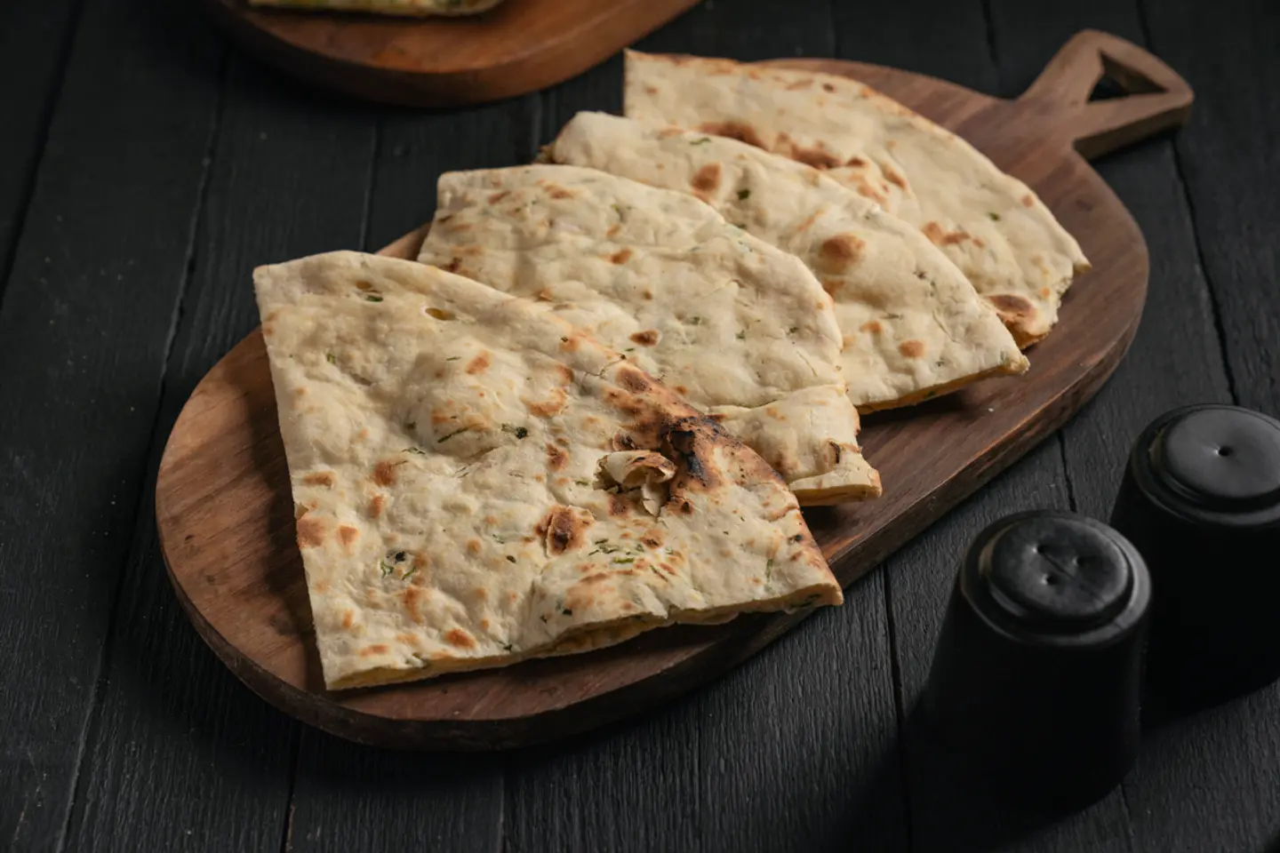 White Tanouri Naan