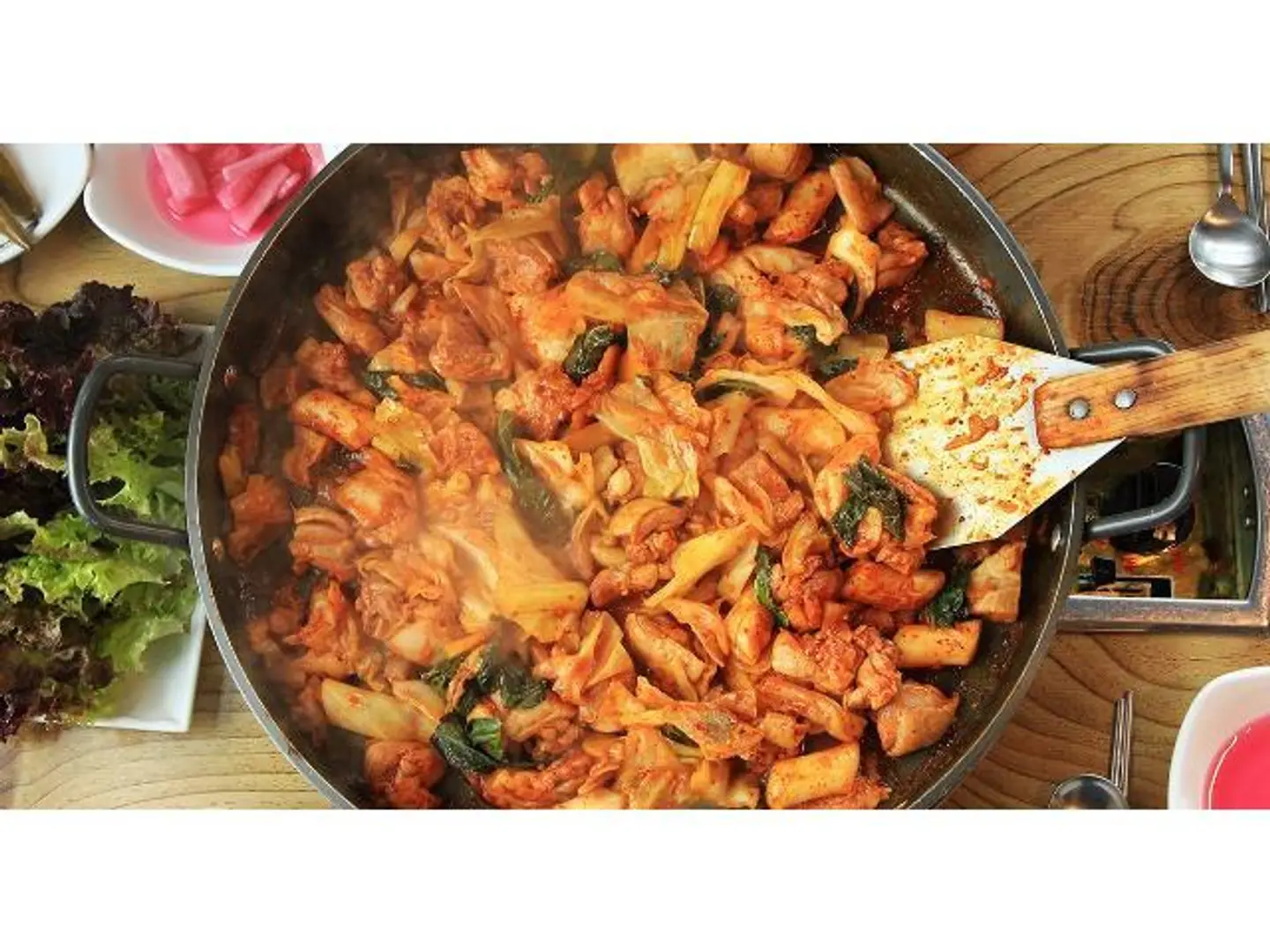 Mgalgal Chicken With Cheddar Cheese