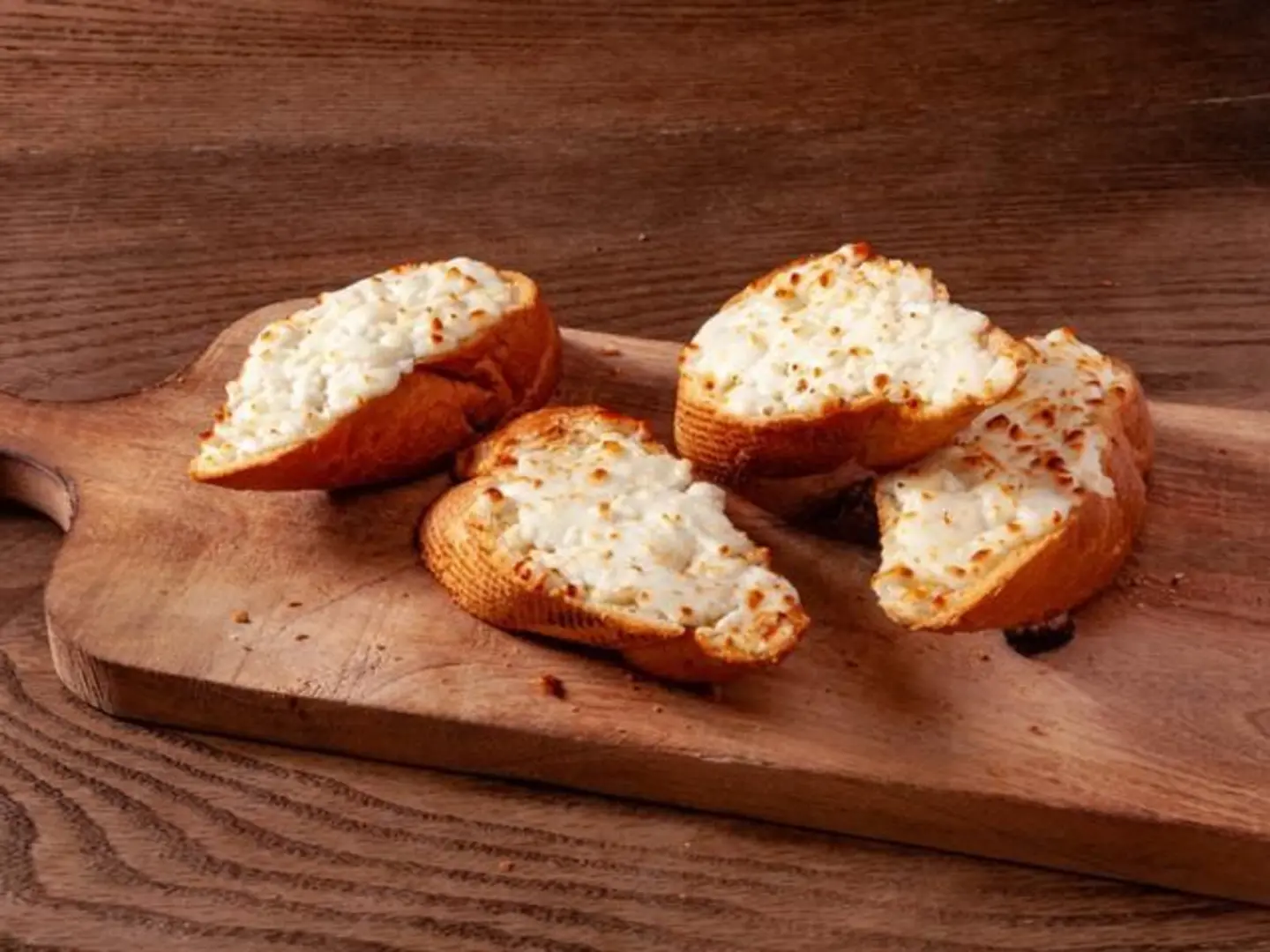 Garlic Bread With Cheese