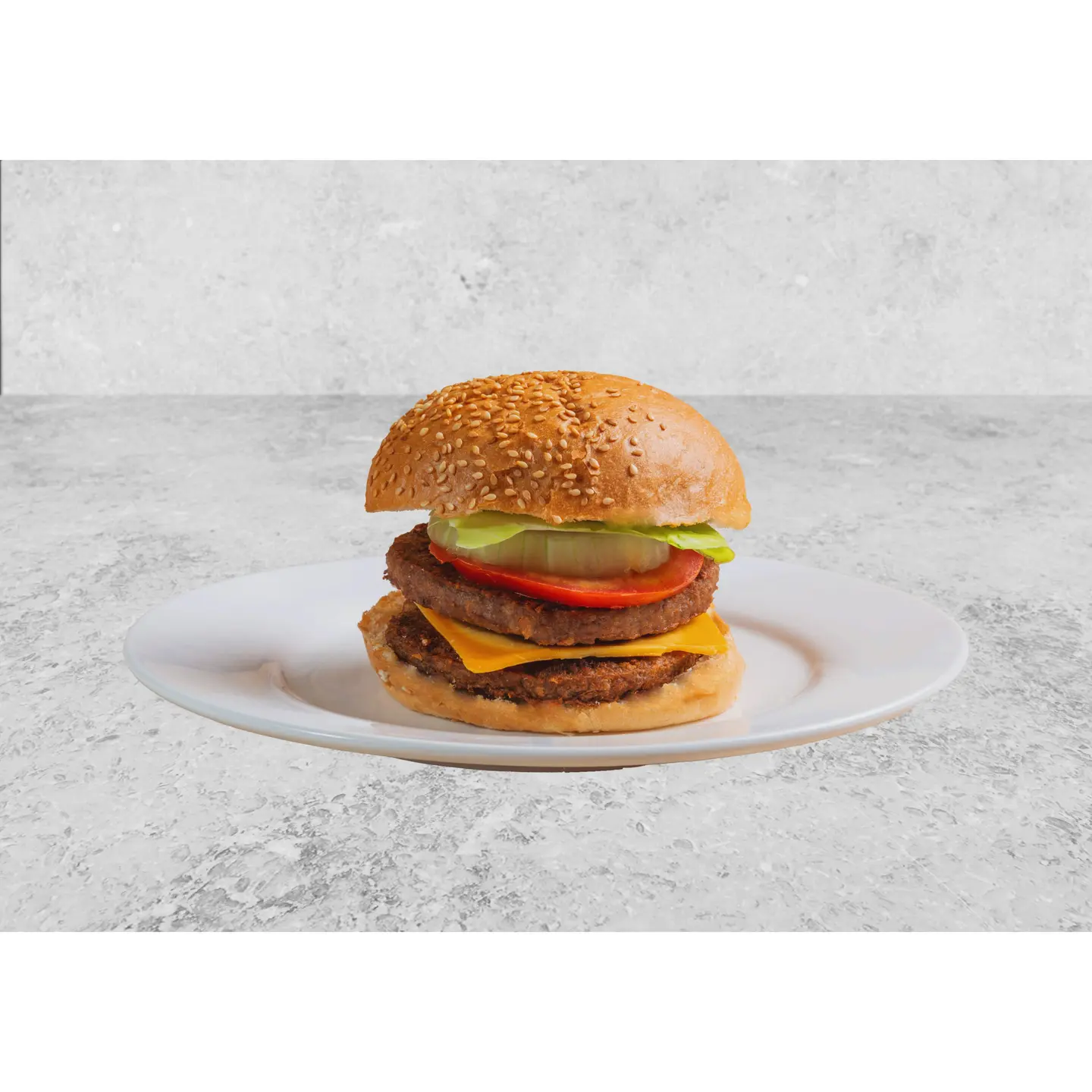 برجر لحم مزدوج