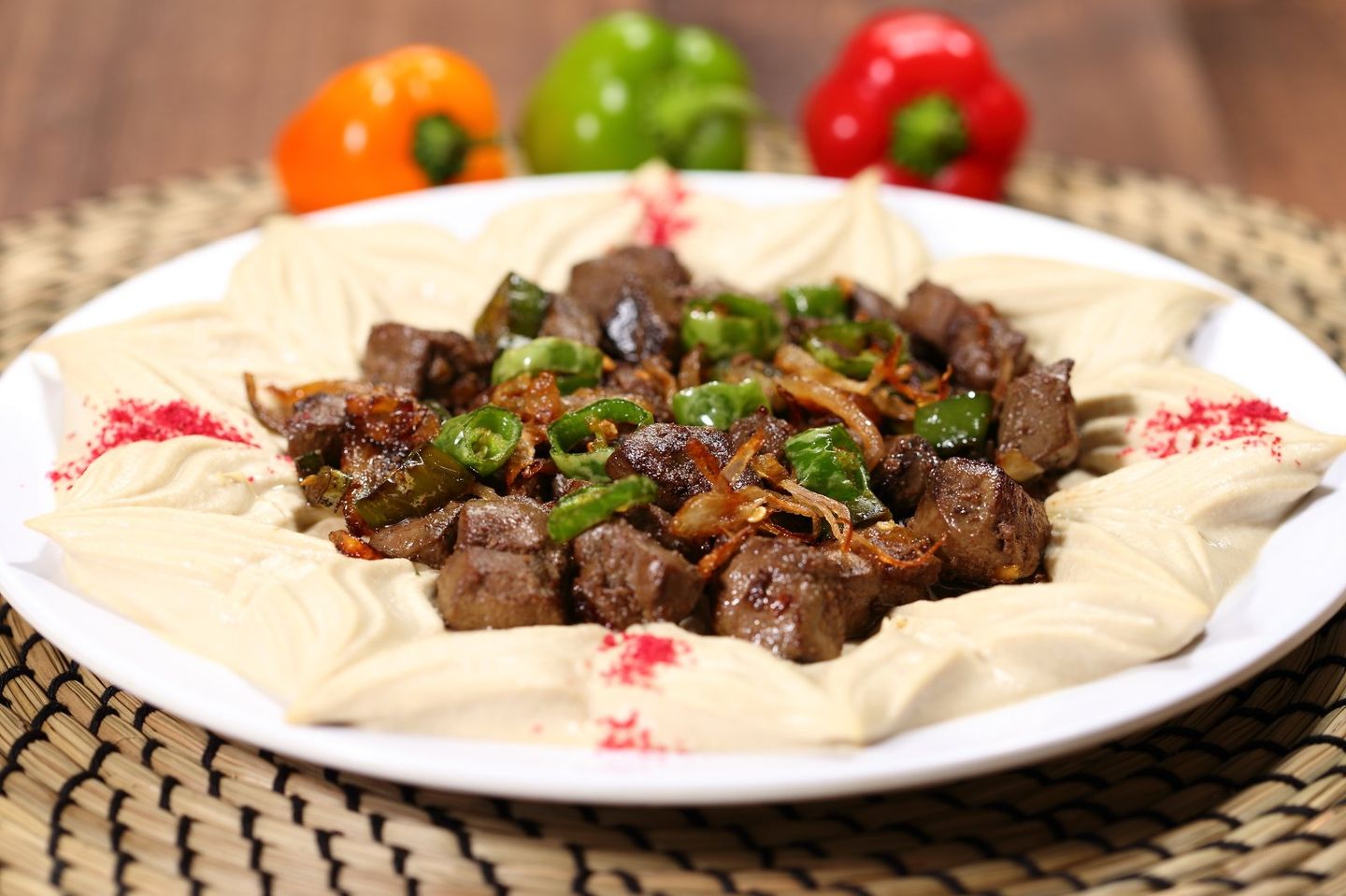 حمص بالكبدة