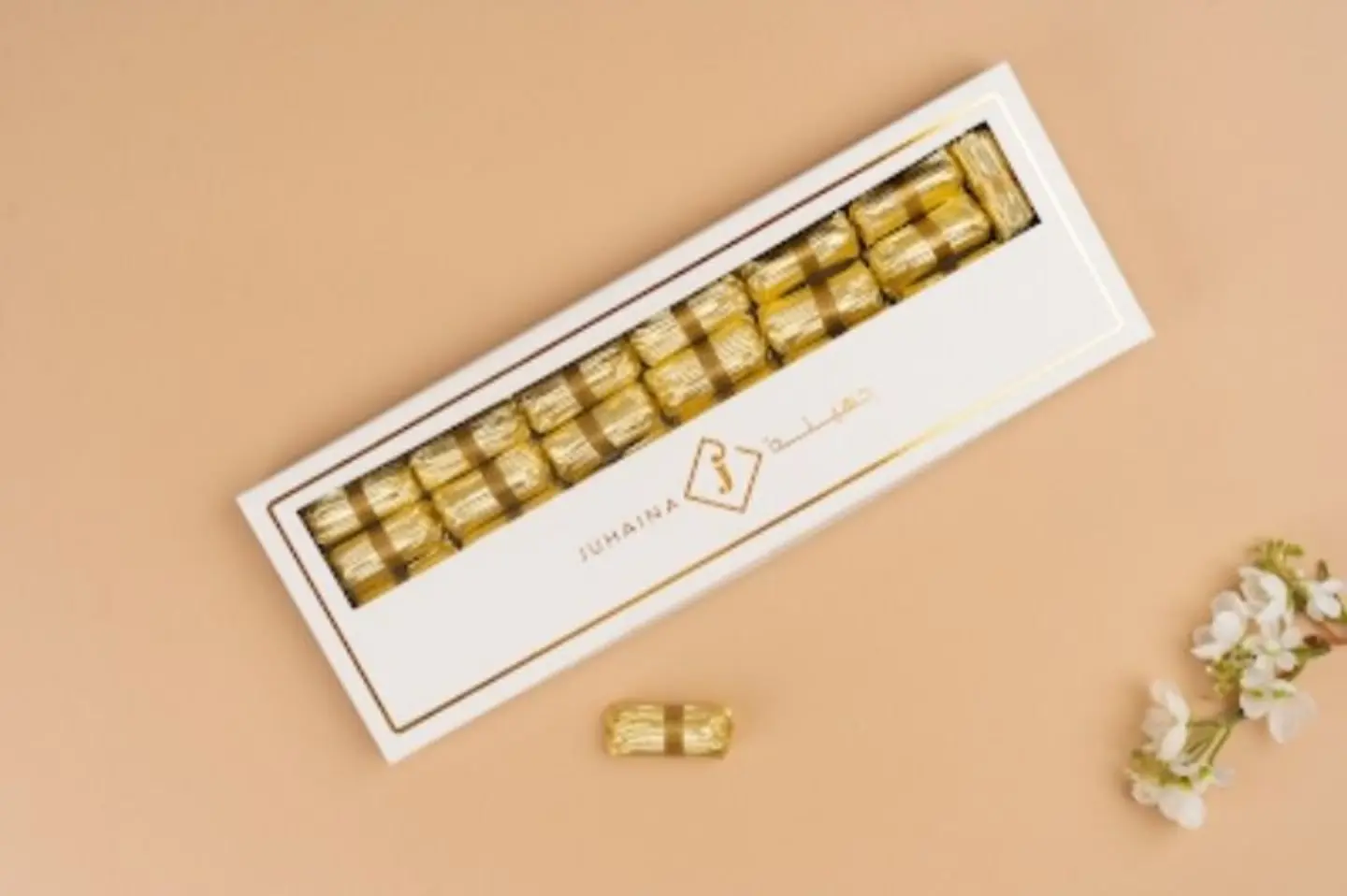 علبة تويكس معمول تمر مع الكراميل مغطى بالشوكولاتة