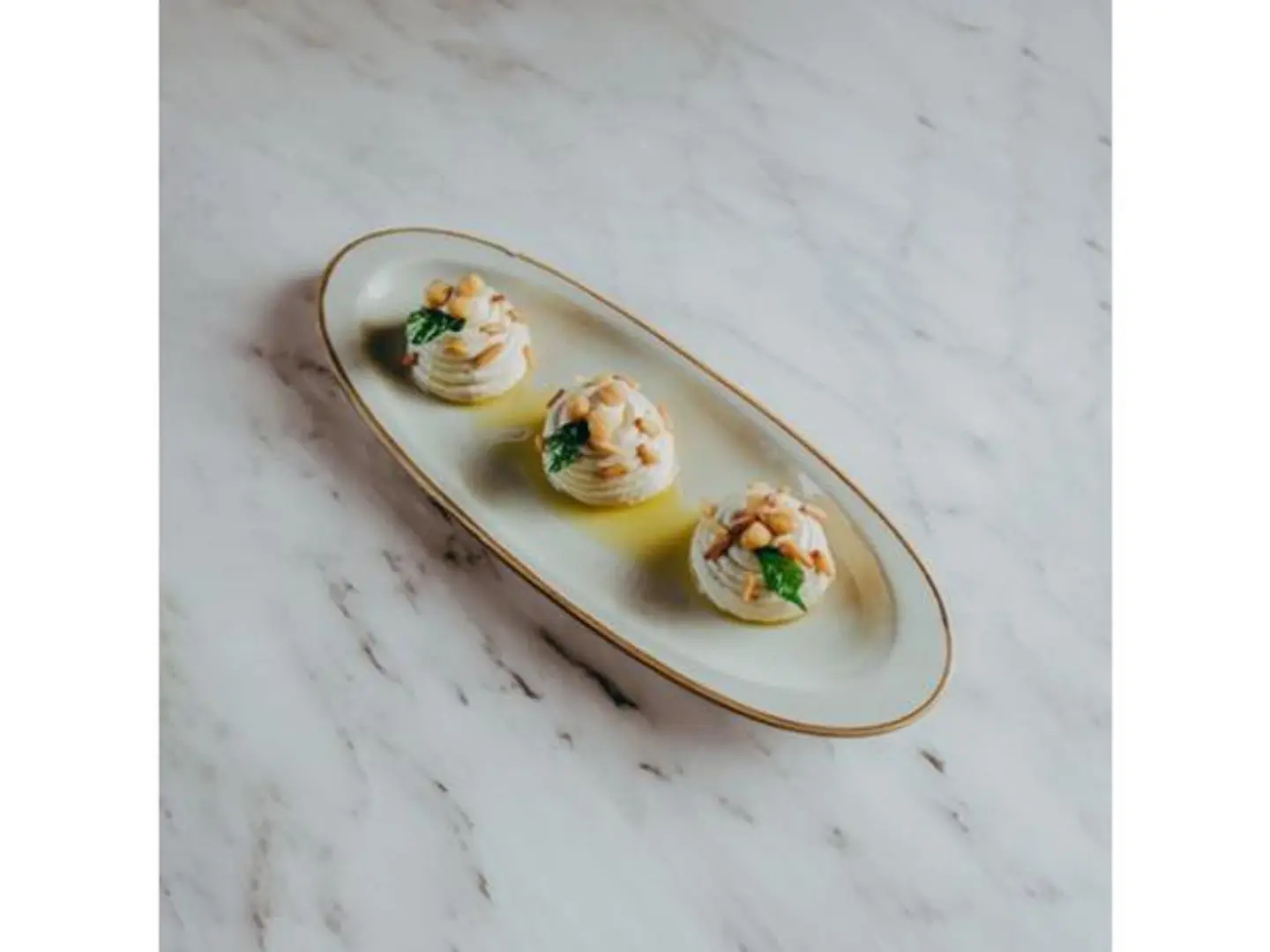 Hummus With Pine