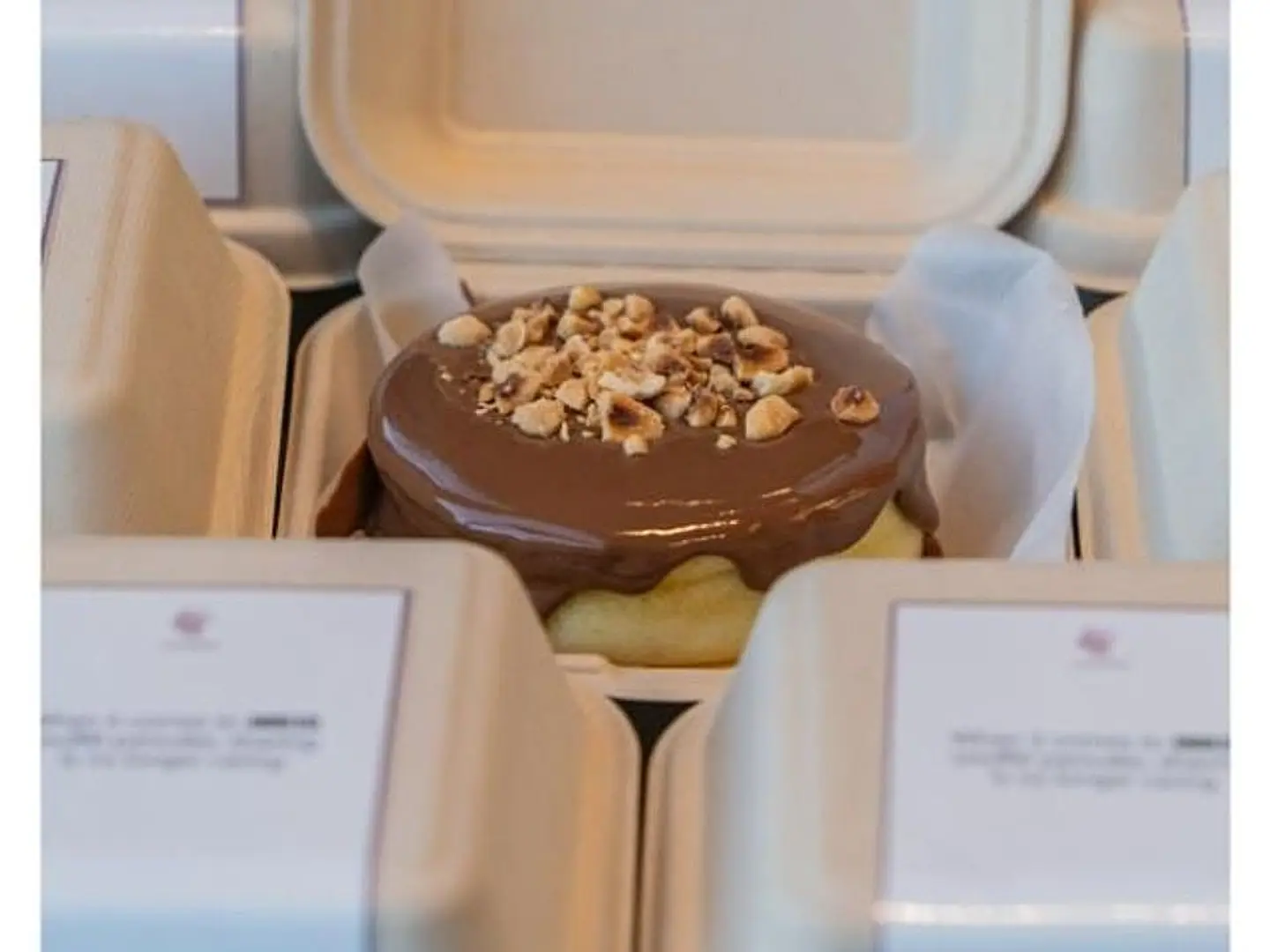 بانكيك ياباني شوكولاتة بندق