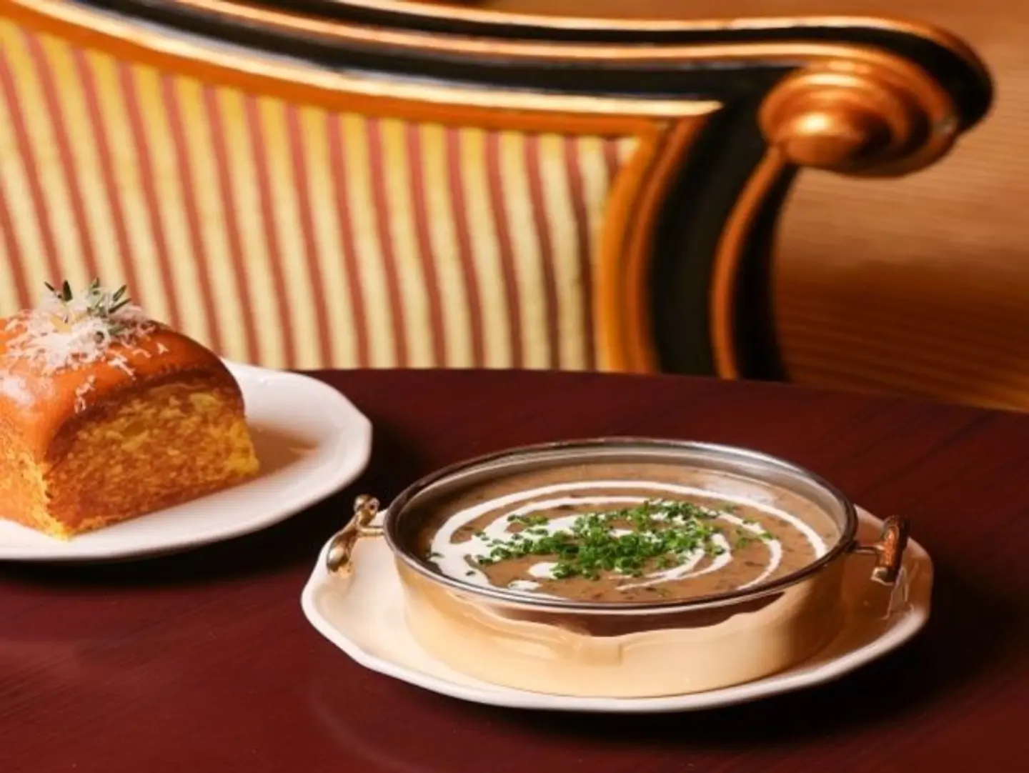Velouté Sauvage ( Mushroom Soup )