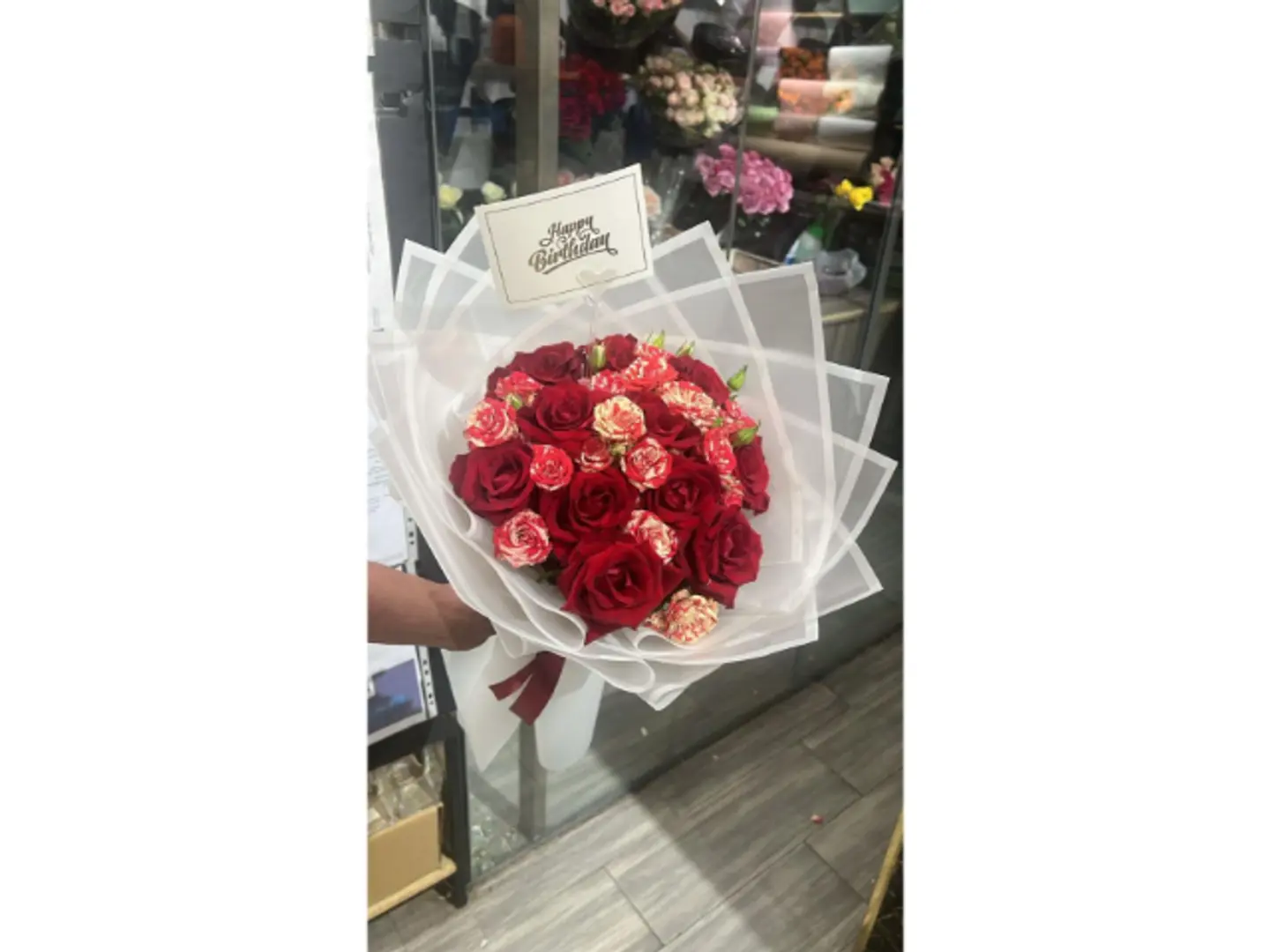 باقه بيبيروز احمر ودبل فوشي