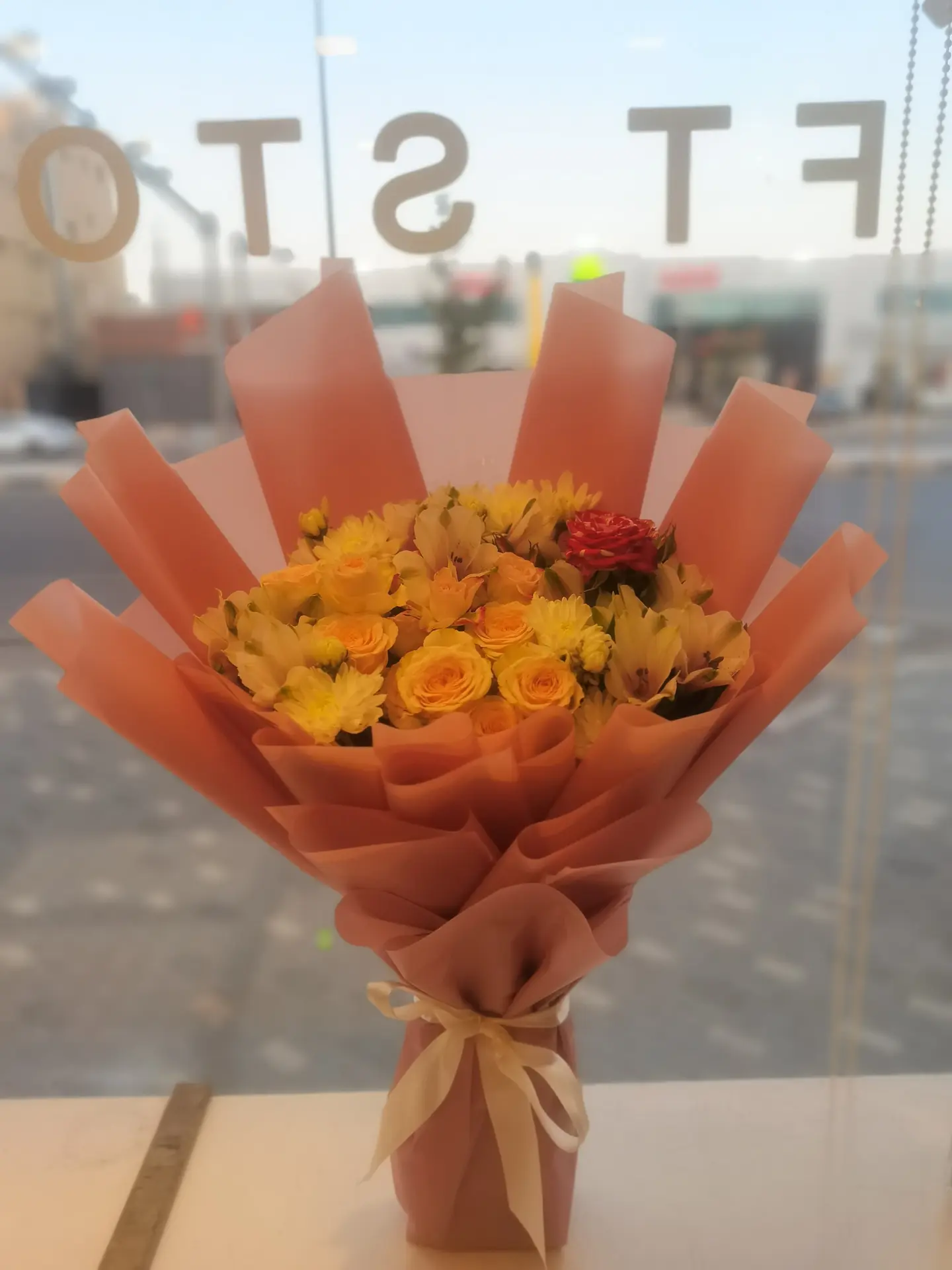 Bouquet Sunrise Warmth