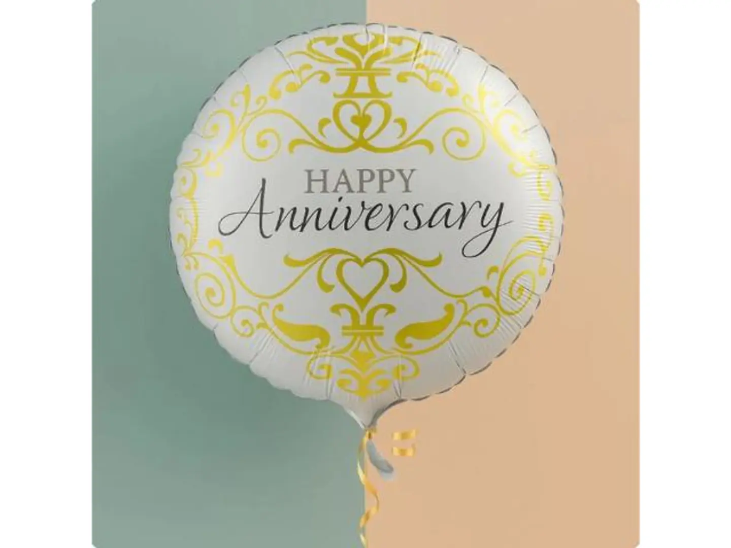 بالون هيليوم للاحتفال بالذكرى السنوية 18 بوصة