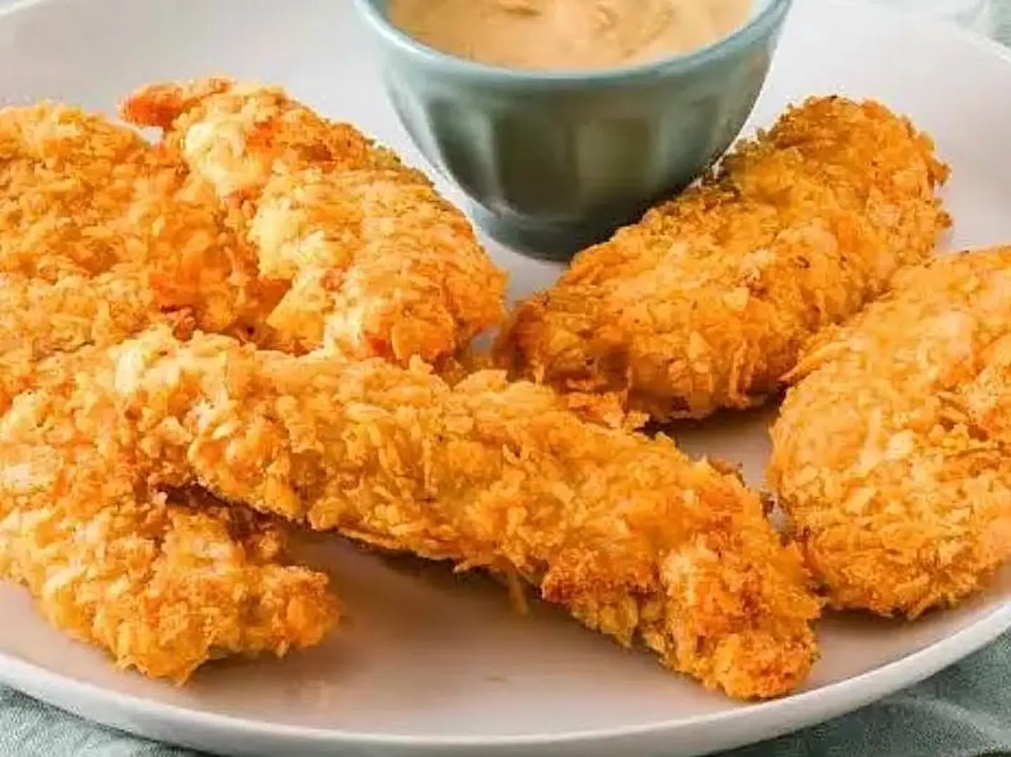 Crispy Chicken Strips (6 Parts)