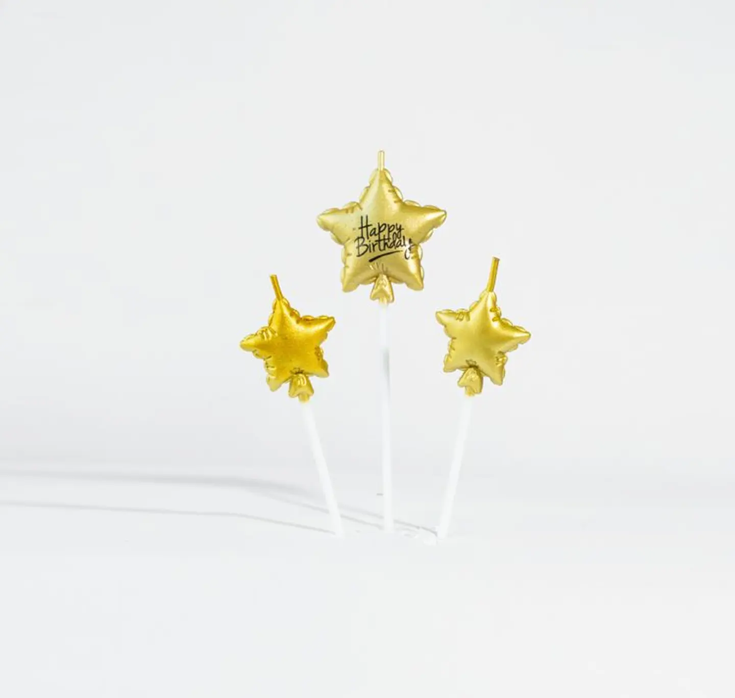 Stars Candles (Happy Birthday) On Laviviane Cake   Gold