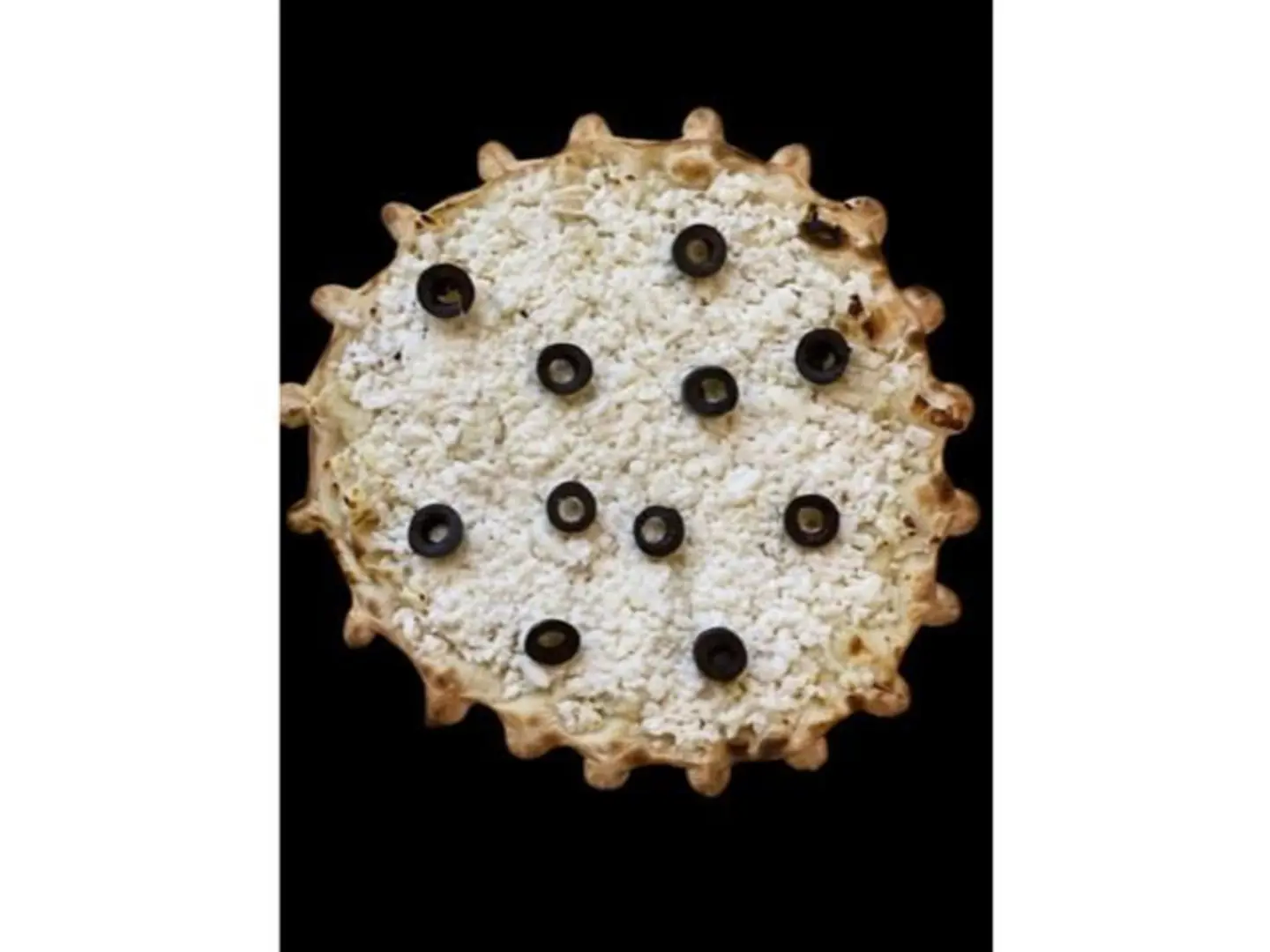 Akkawi Cheese With Olives