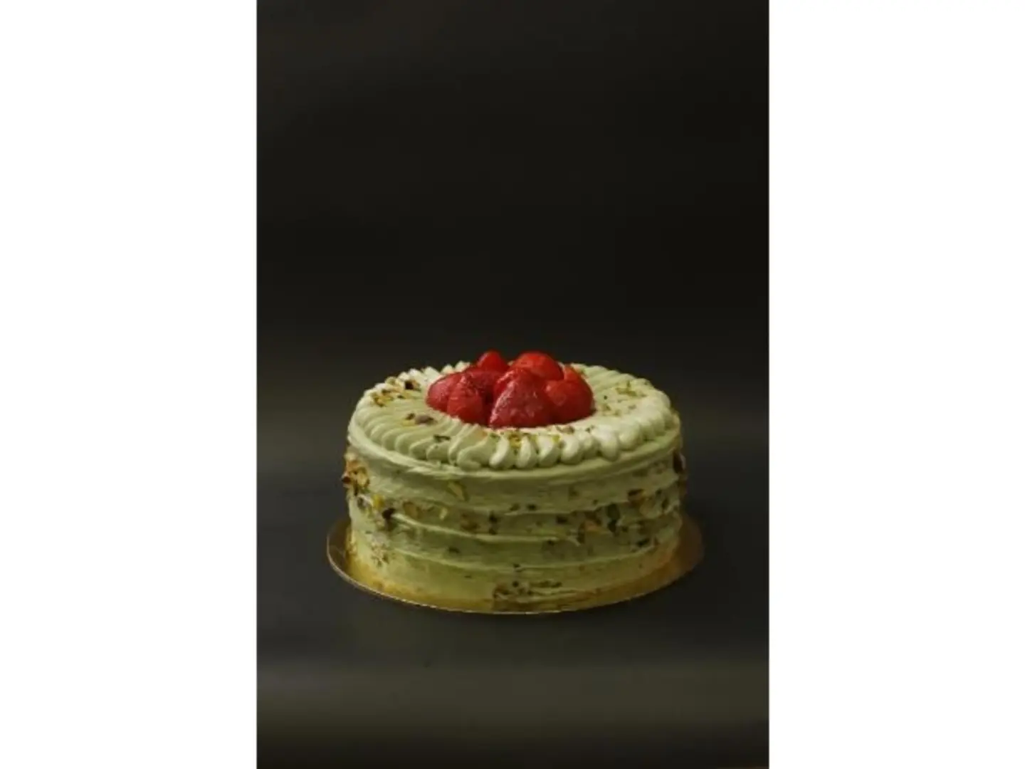 Medium Pistachio Cake