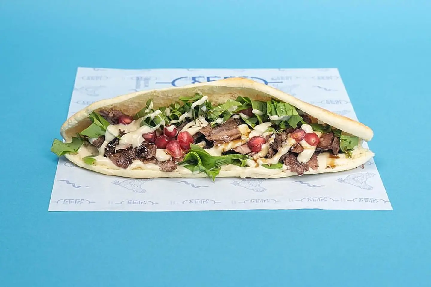 ساندويش لحم لبناني