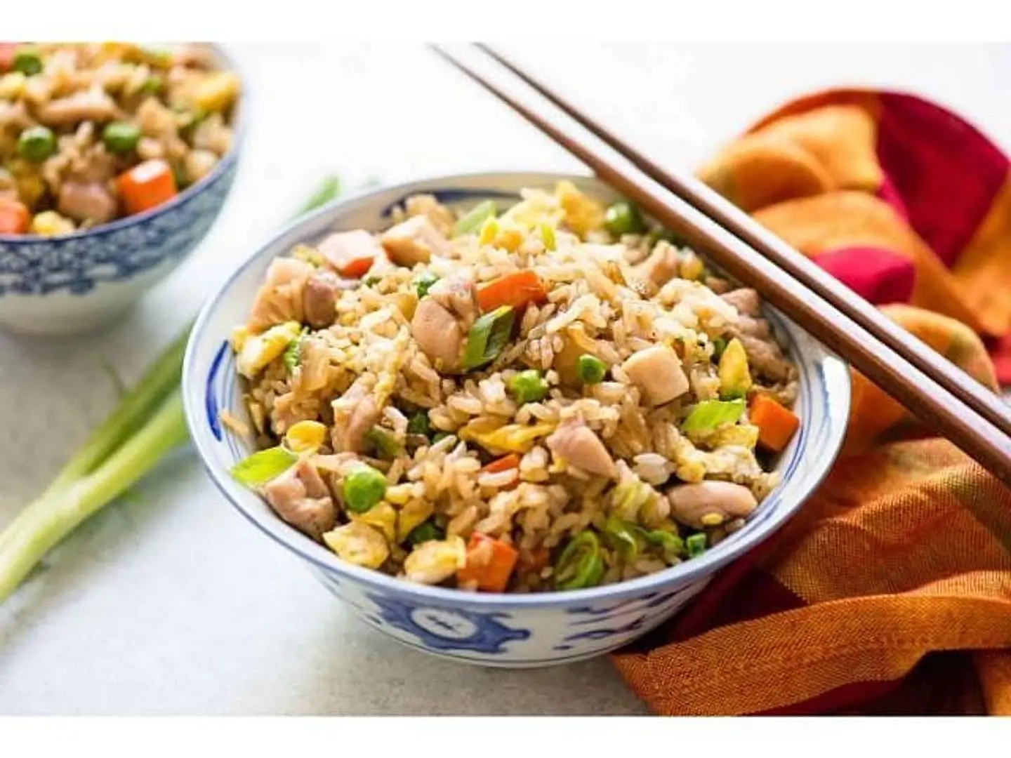 أرز مقلي بالدجاج