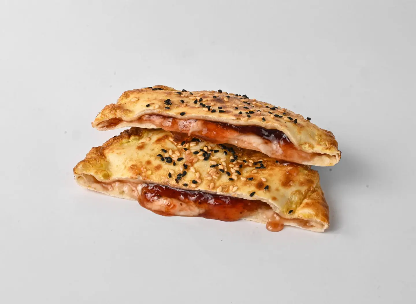 جبنة و مربى