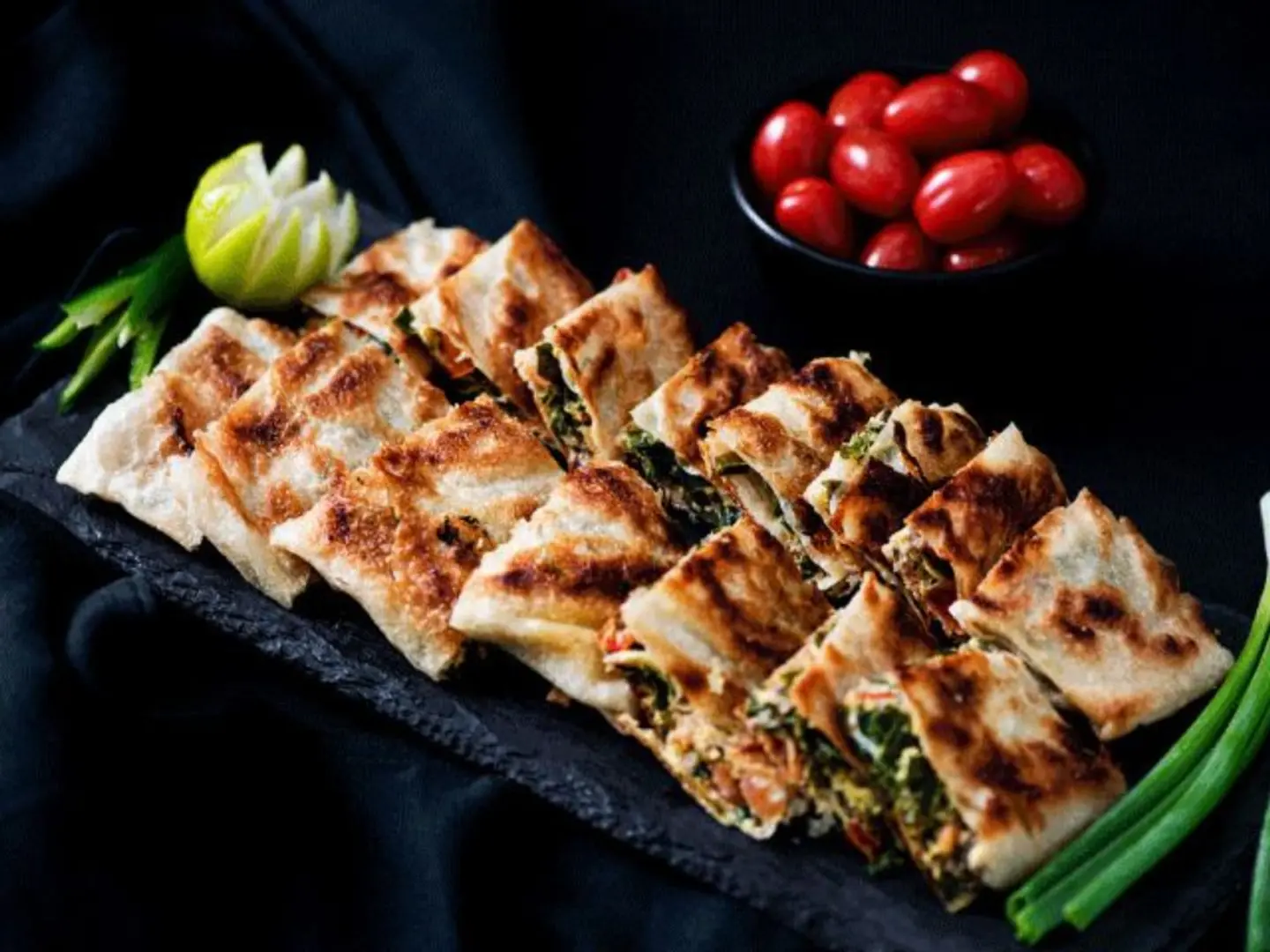 مطبق جبنة مالح
