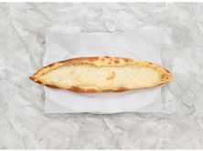 فطيرة لبنة مع جبن